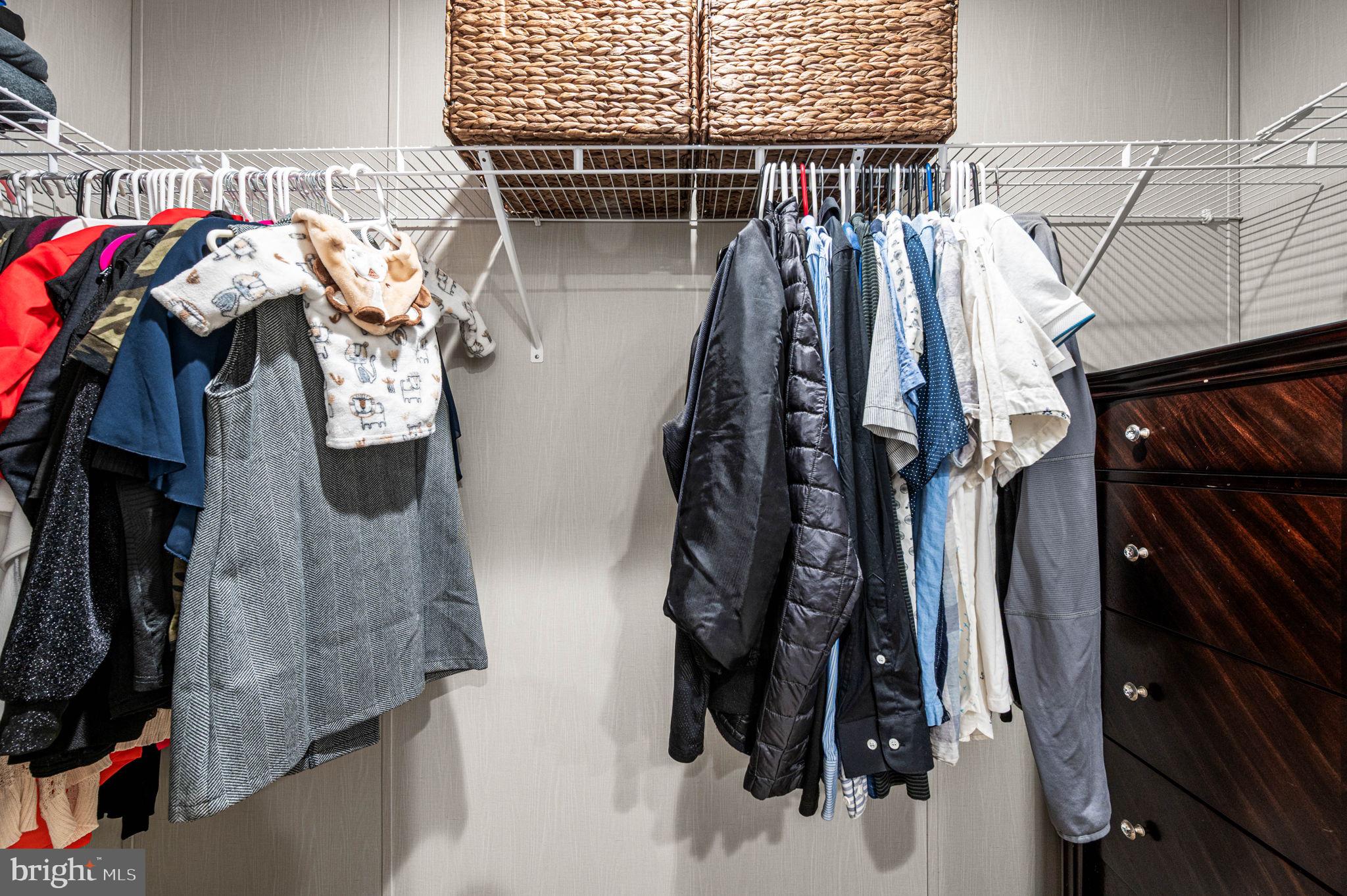 APPLEVILLE WEST - Residential