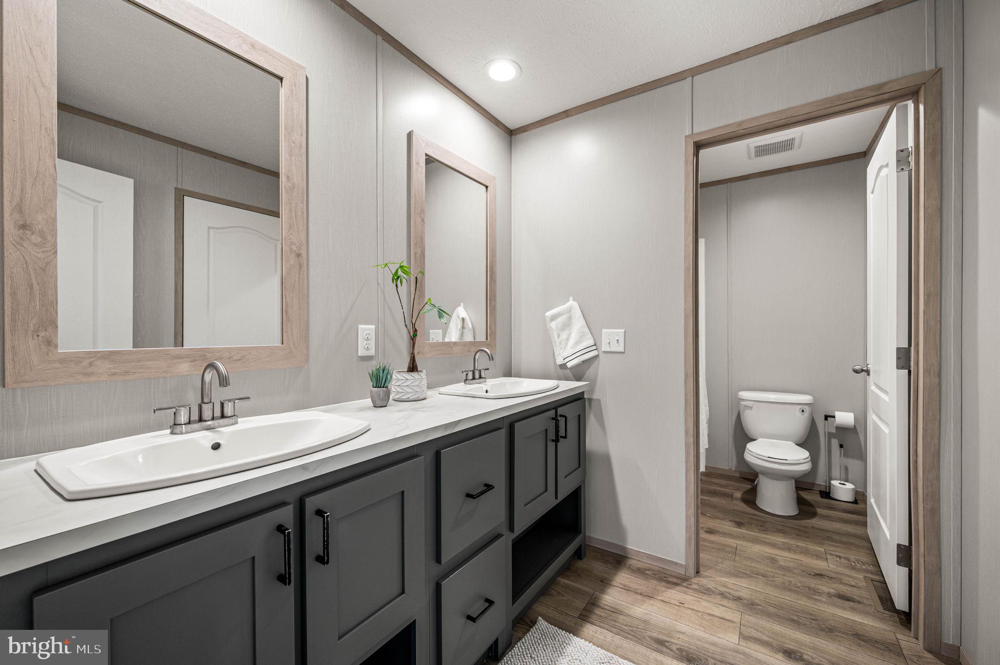 APPLEVILLE WEST - Residential