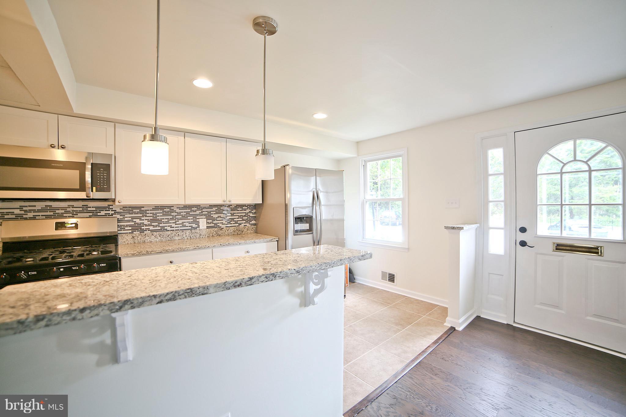 GREENWICH HILL - Residential