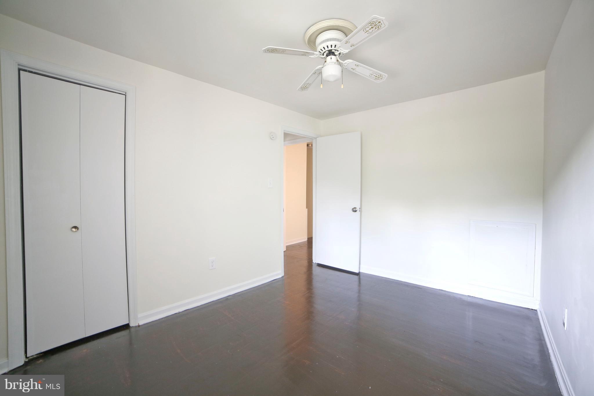 GREENWICH HILL - Residential