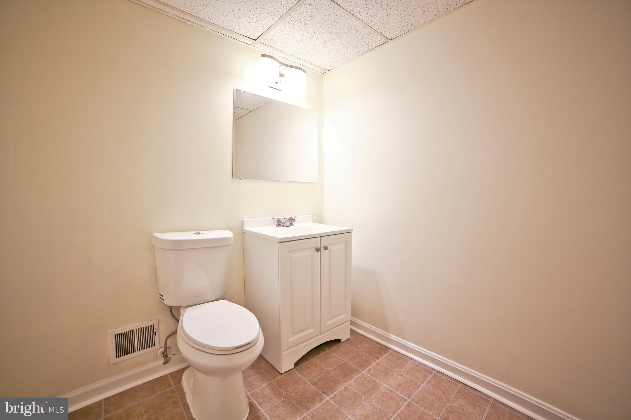 GREENWICH HILL - Residential