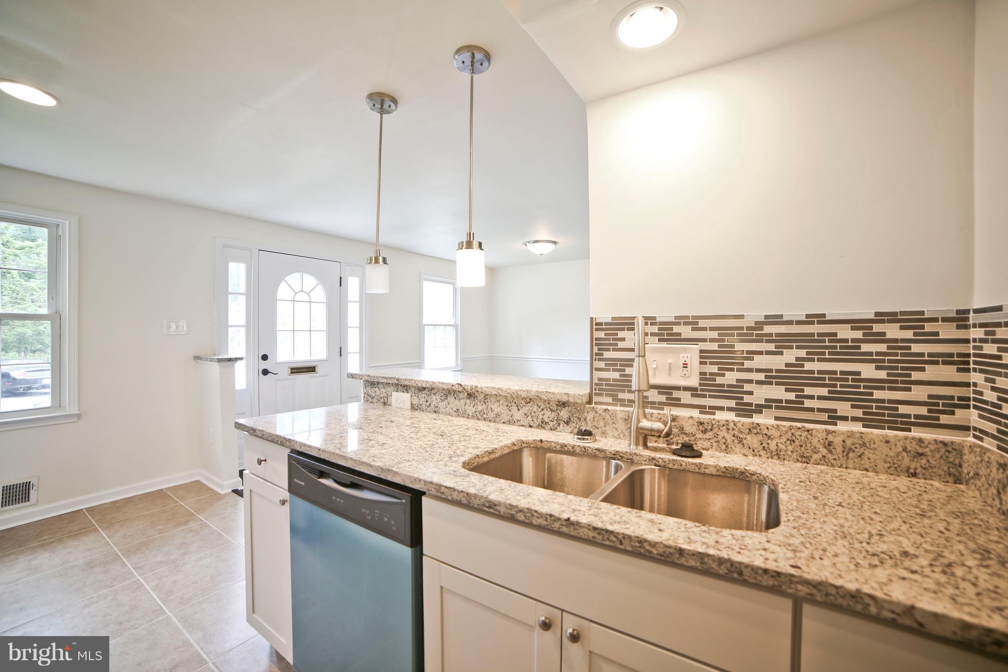 GREENWICH HILL - Residential