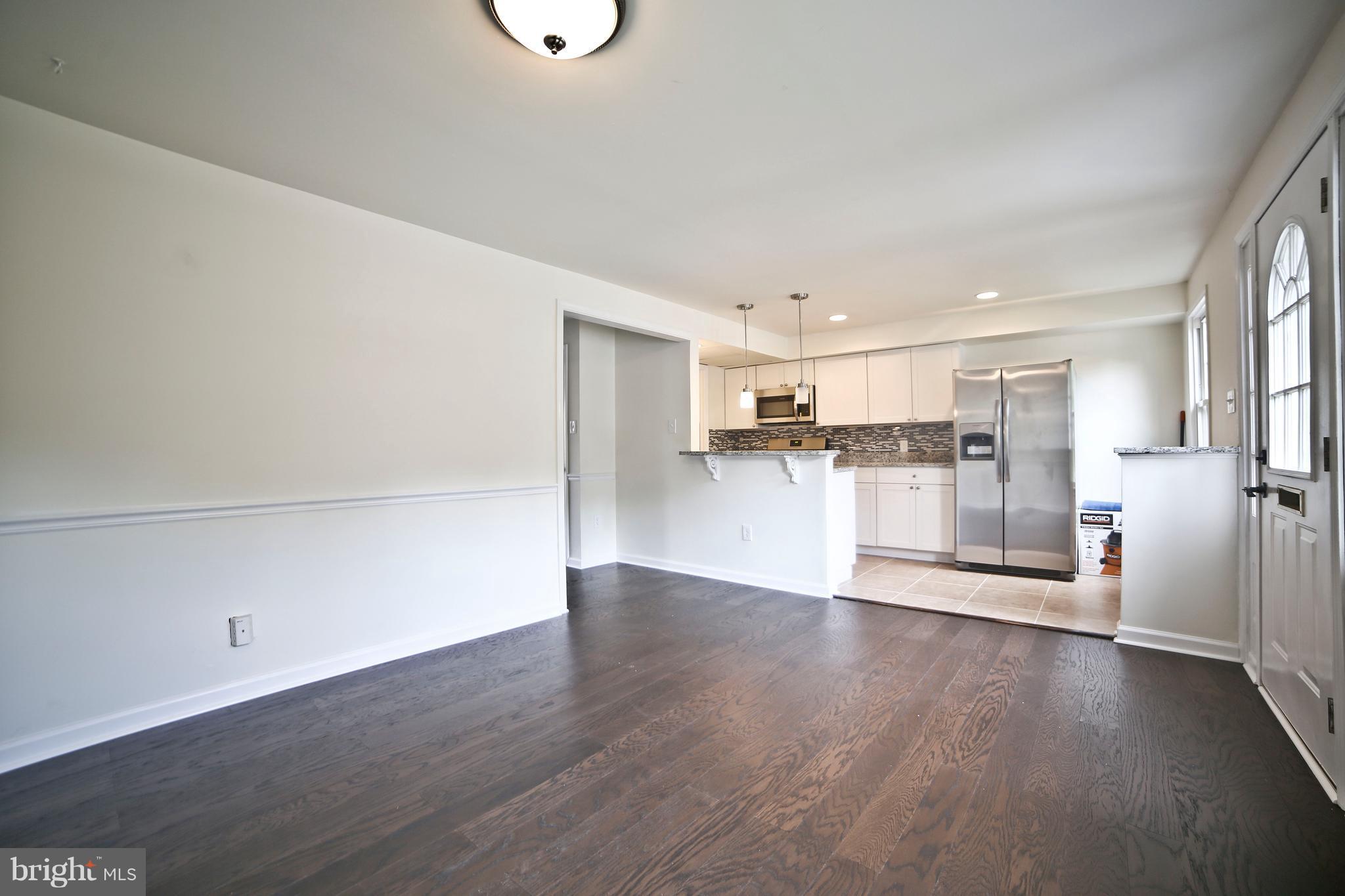 GREENWICH HILL - Residential