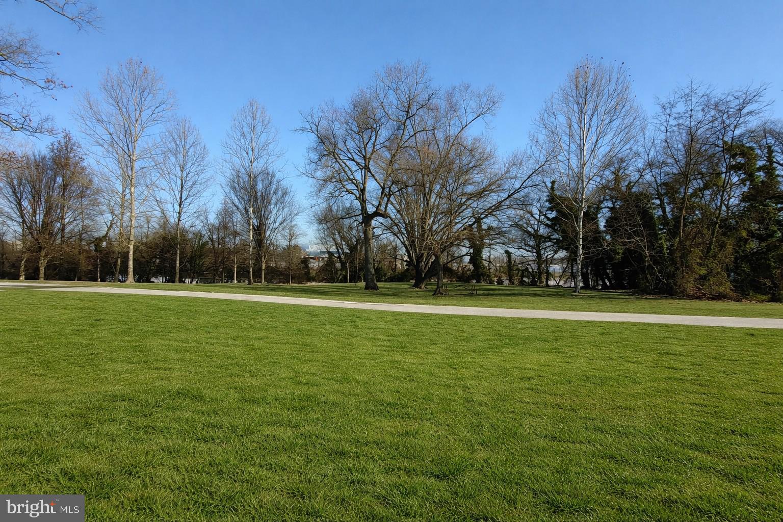 HAWTHORNE - Residential