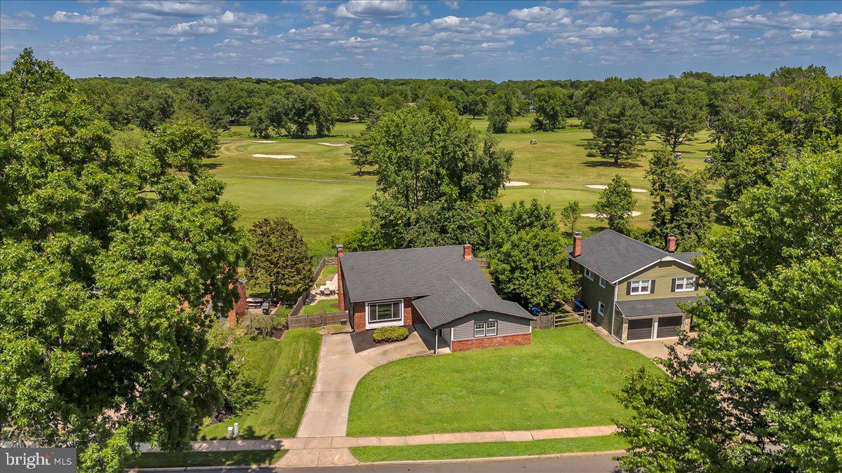 177 RAMBLEWOOD PARKWAY