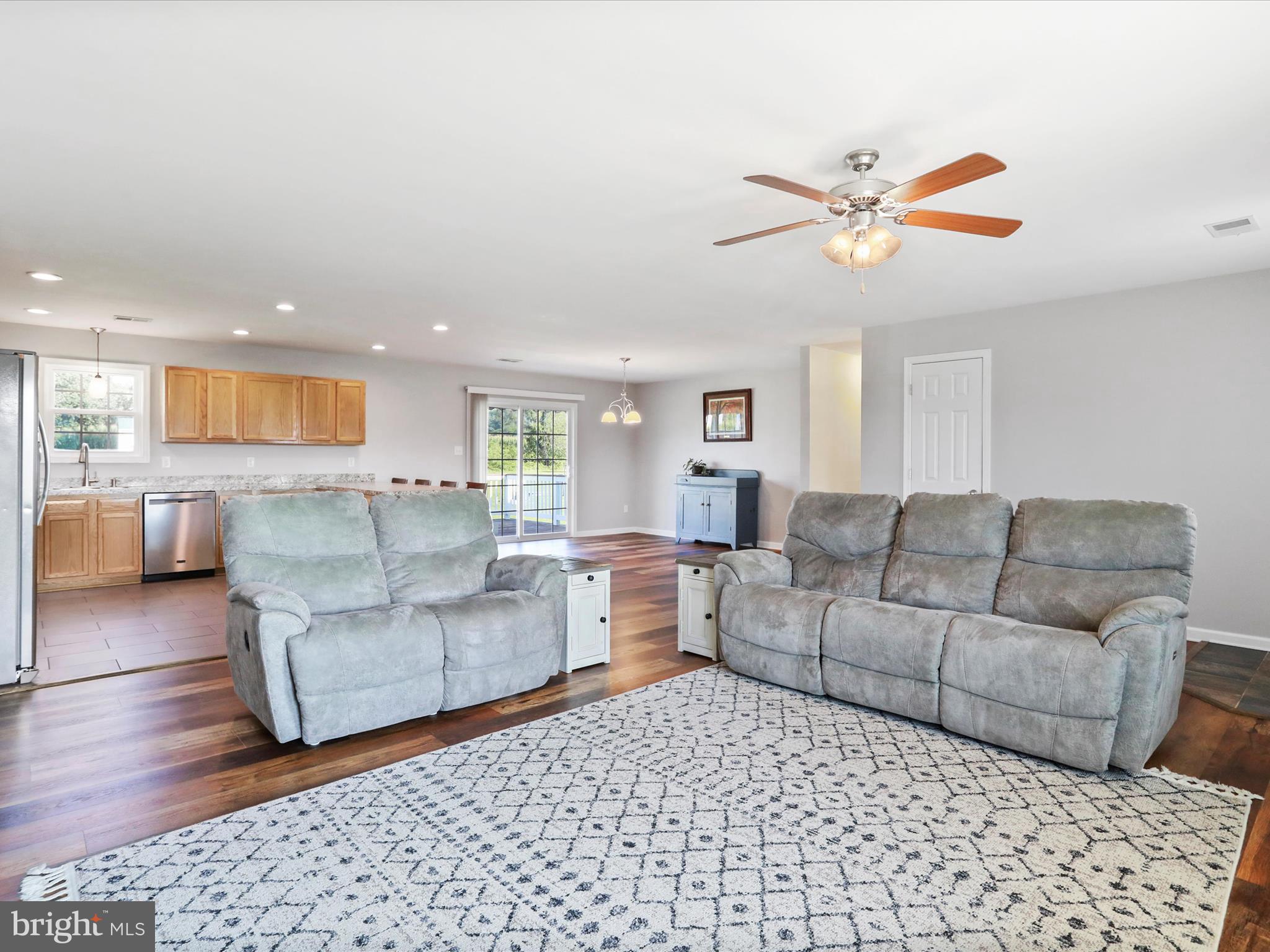 229 FROGTOWN LANE