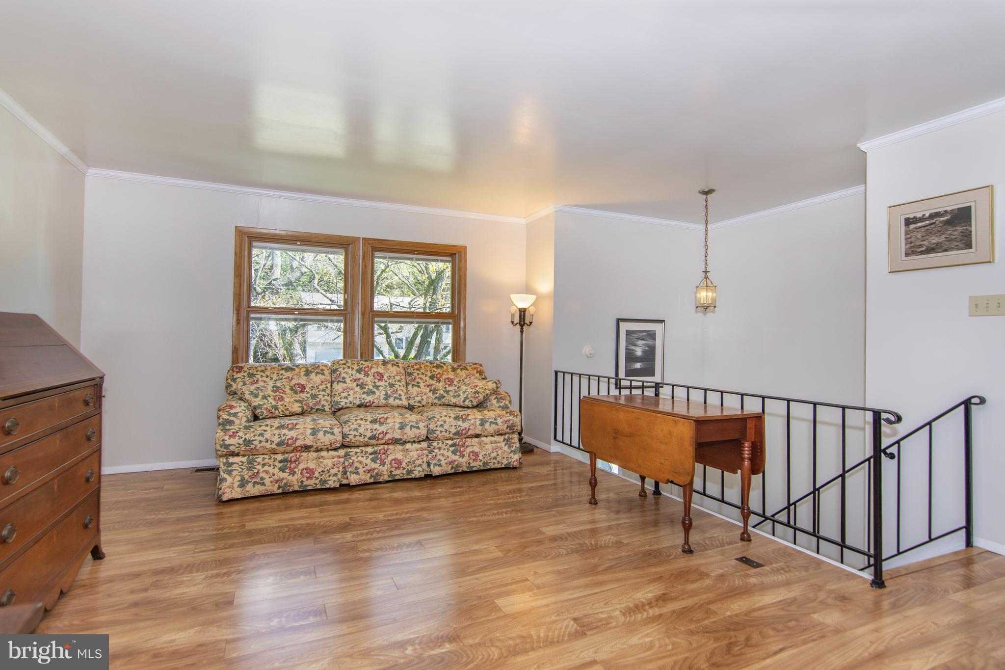 CROFTON MEADOWS - Residential