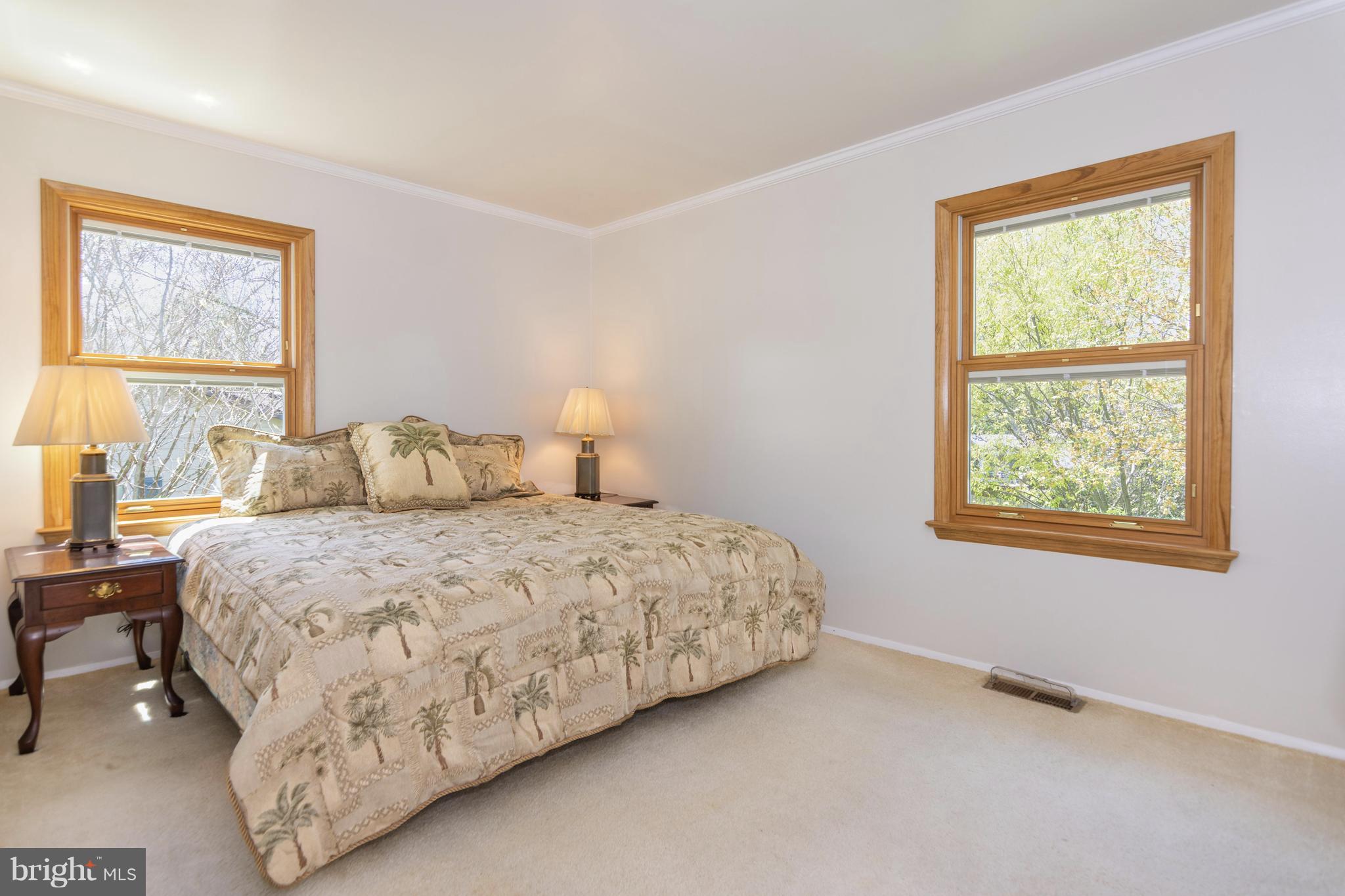 CROFTON MEADOWS - Residential