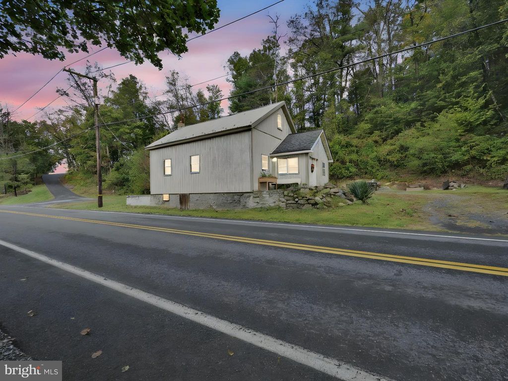 Photo of 651 Deturksville Road, PINE GROVE, PA 17963 (MLS # PASK2023844)