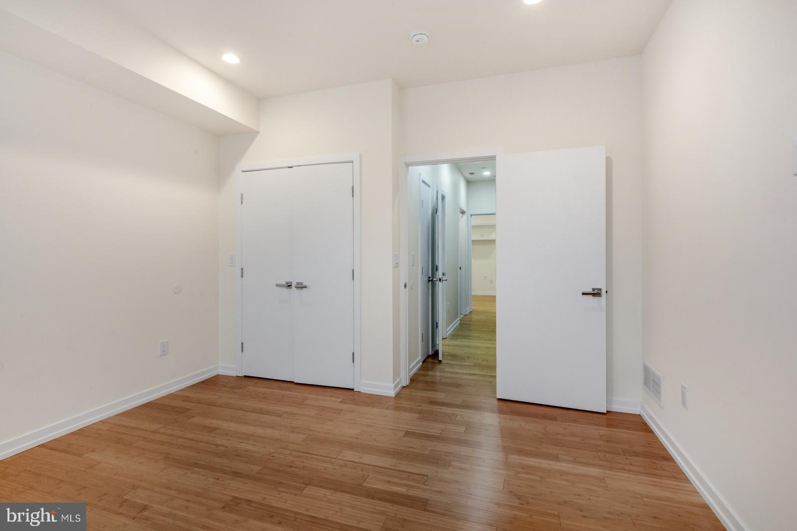 POINT BREEZE - Residential Lease