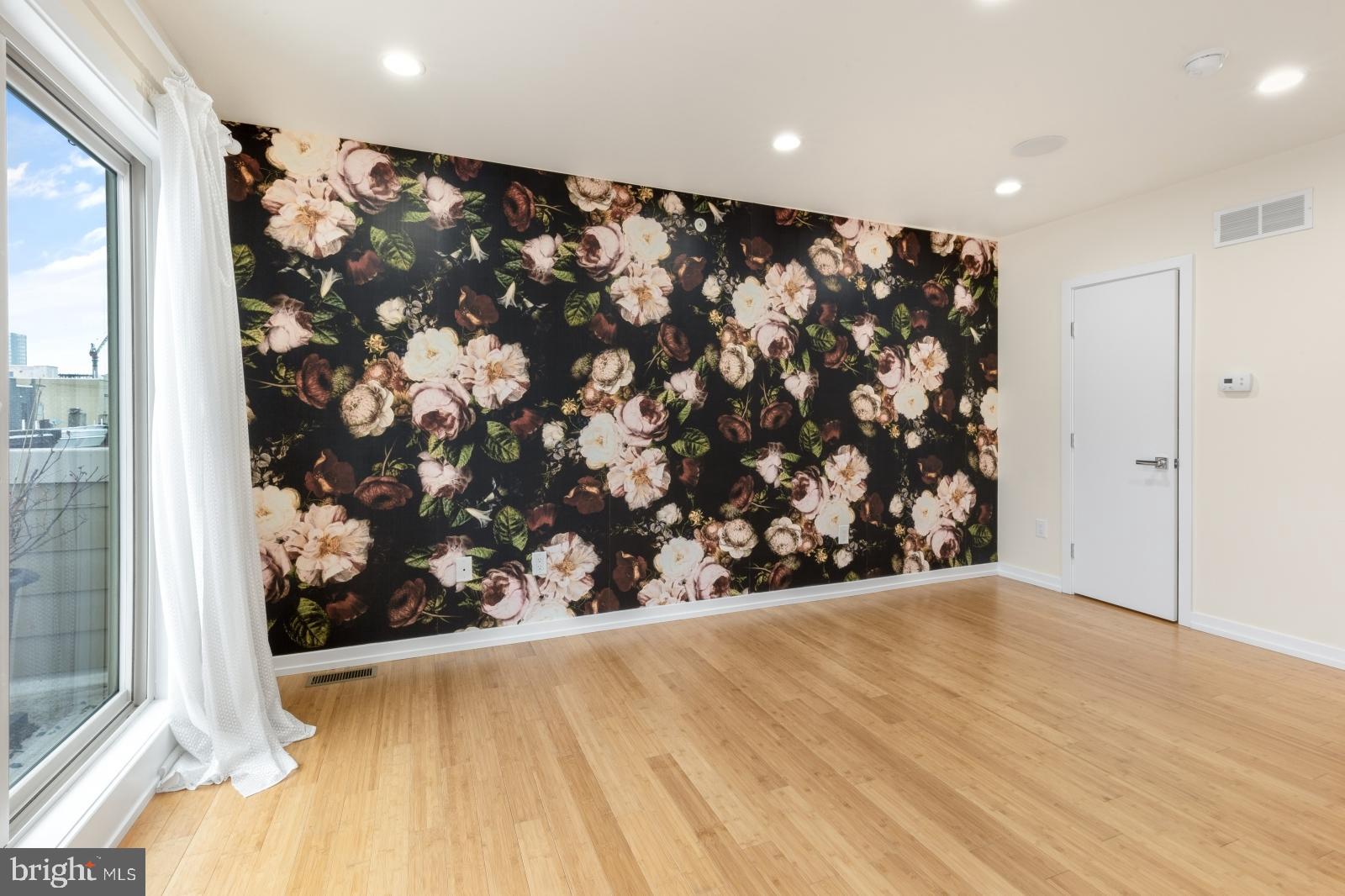 POINT BREEZE - Residential Lease