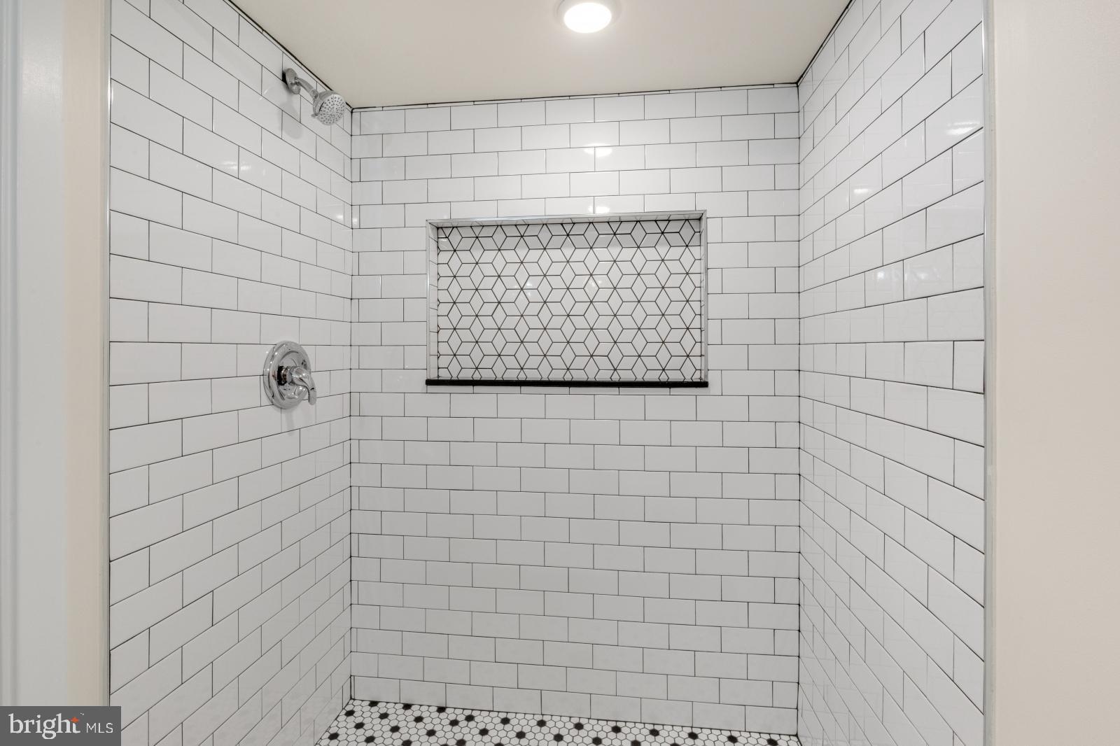 POINT BREEZE - Residential Lease