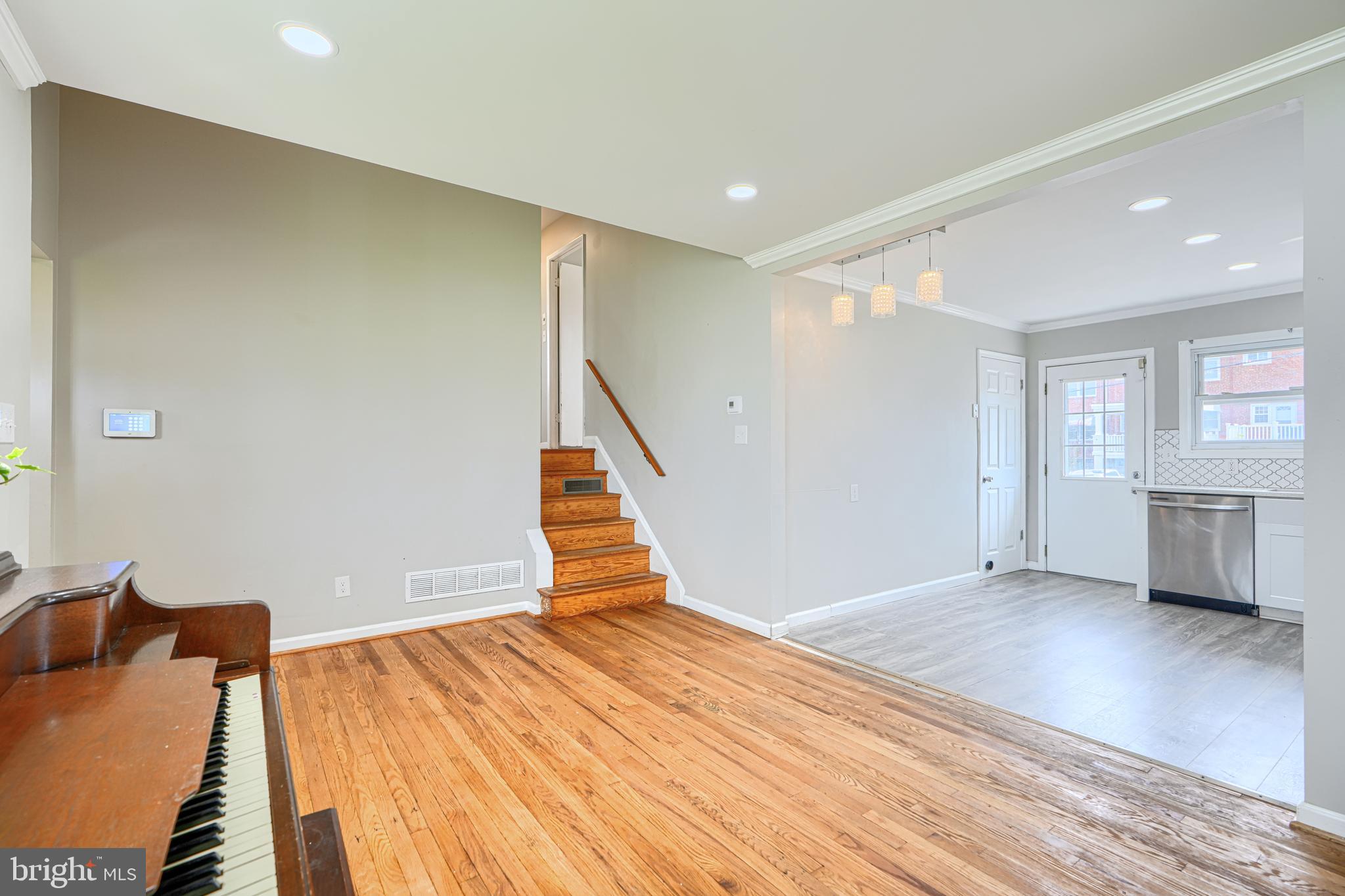 EDMONSON HEIGHTS - Residential