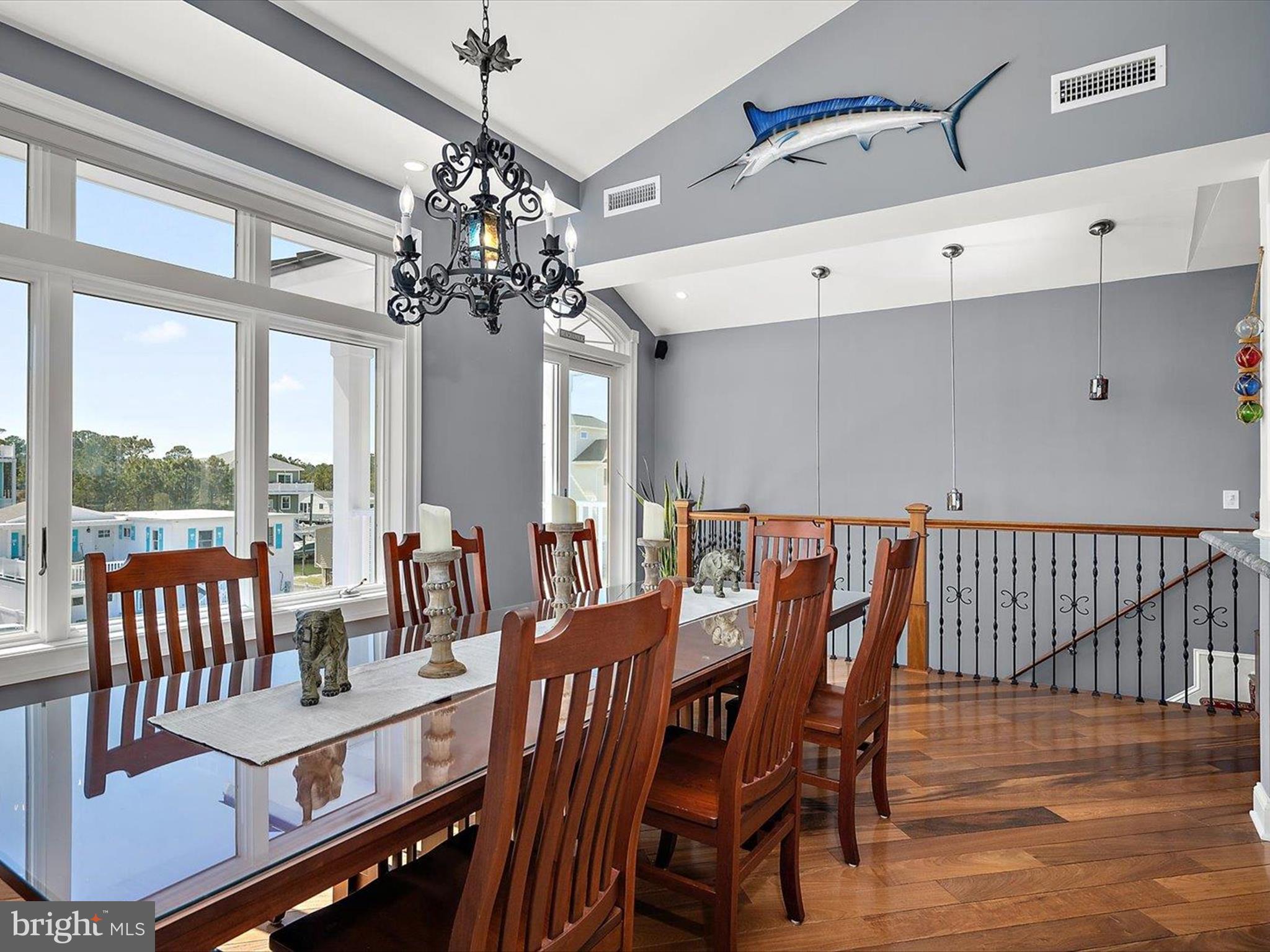 SNUG HARBOR - Residential