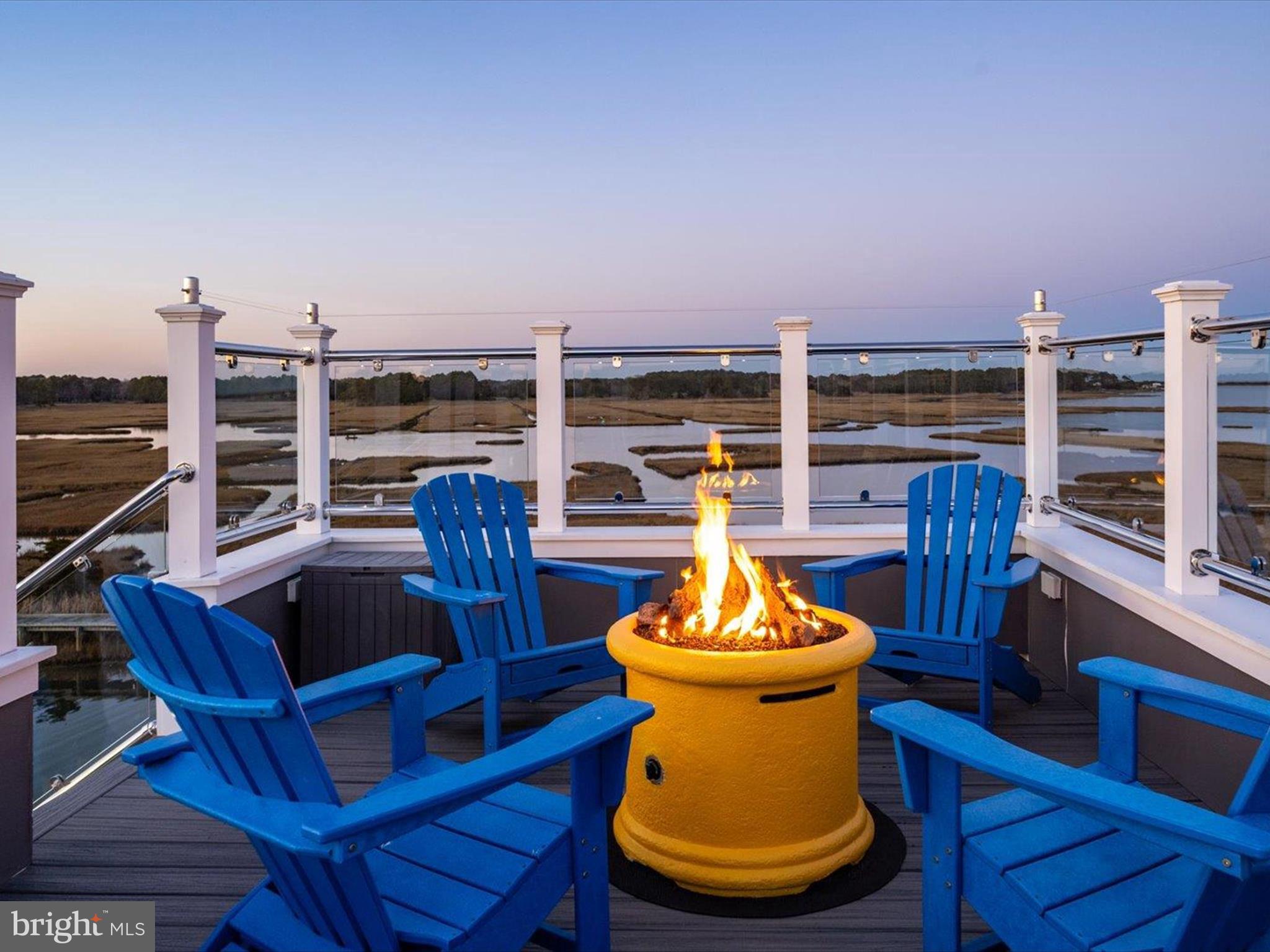 SNUG HARBOR - Residential