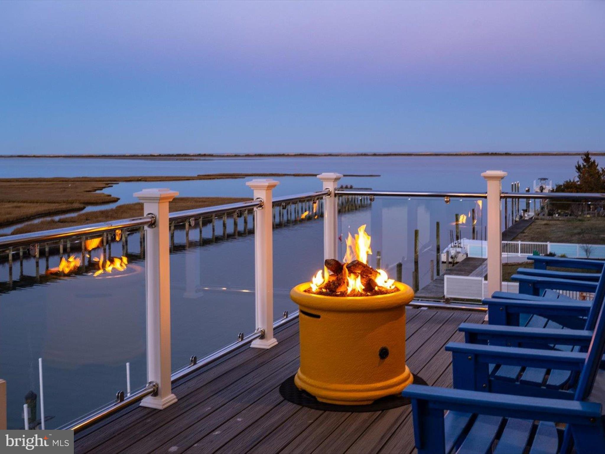 SNUG HARBOR - Residential