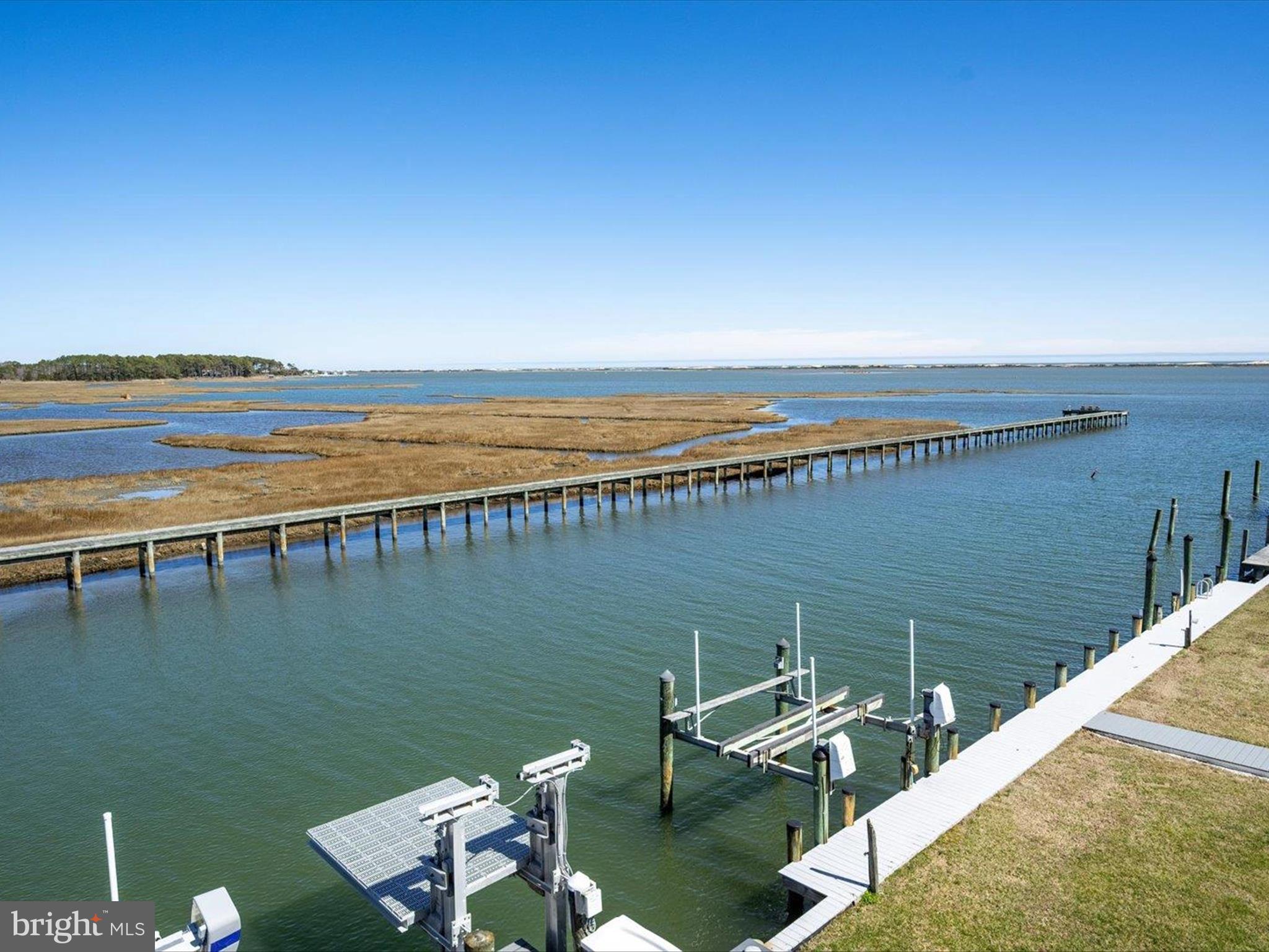 SNUG HARBOR - Residential