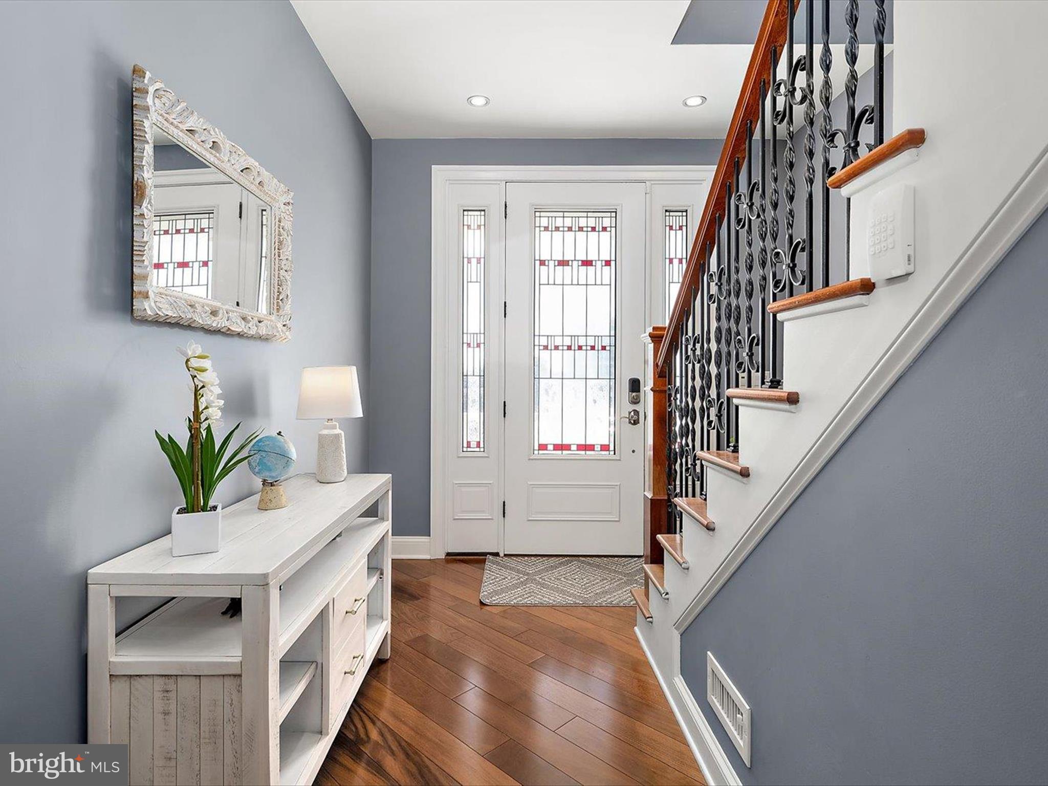 SNUG HARBOR - Residential