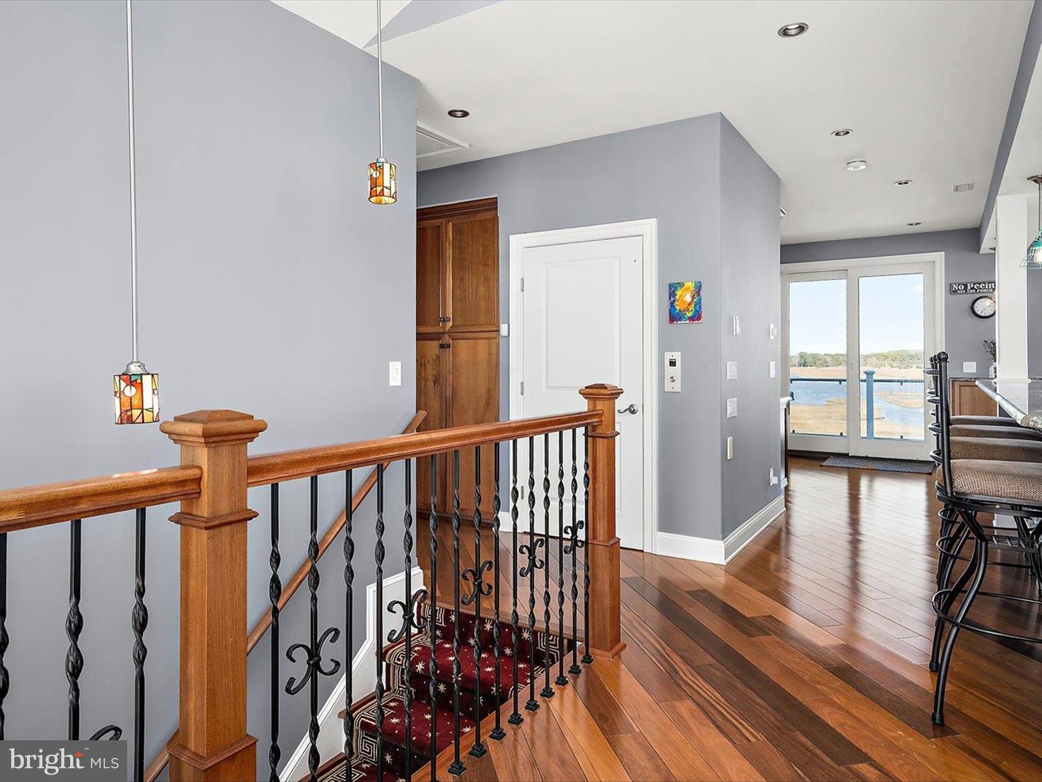 SNUG HARBOR - Residential