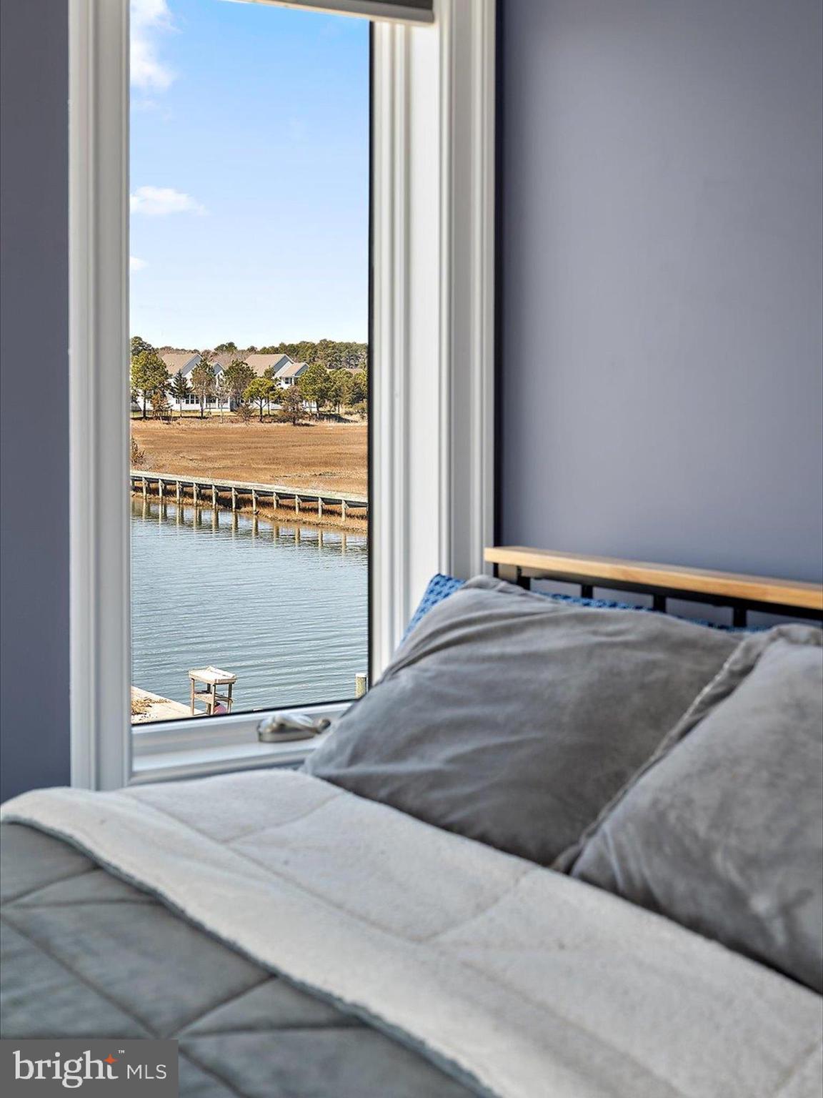 SNUG HARBOR - Residential