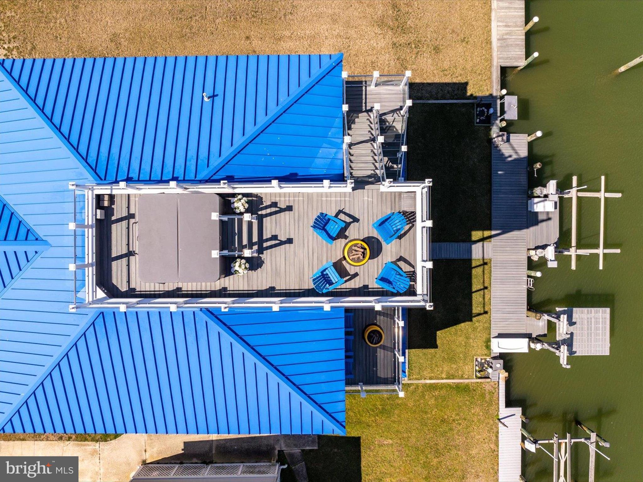 SNUG HARBOR - Residential