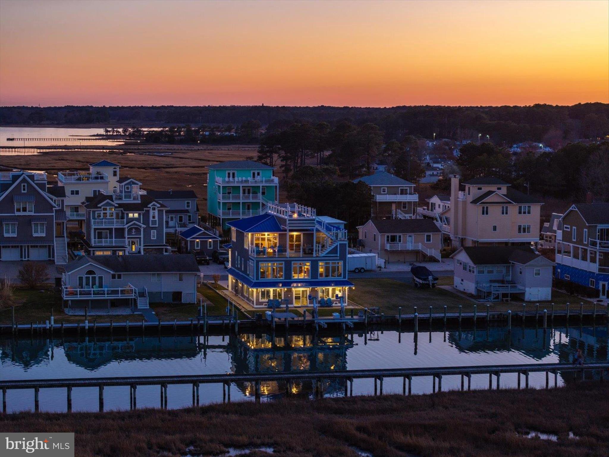 SNUG HARBOR - Residential