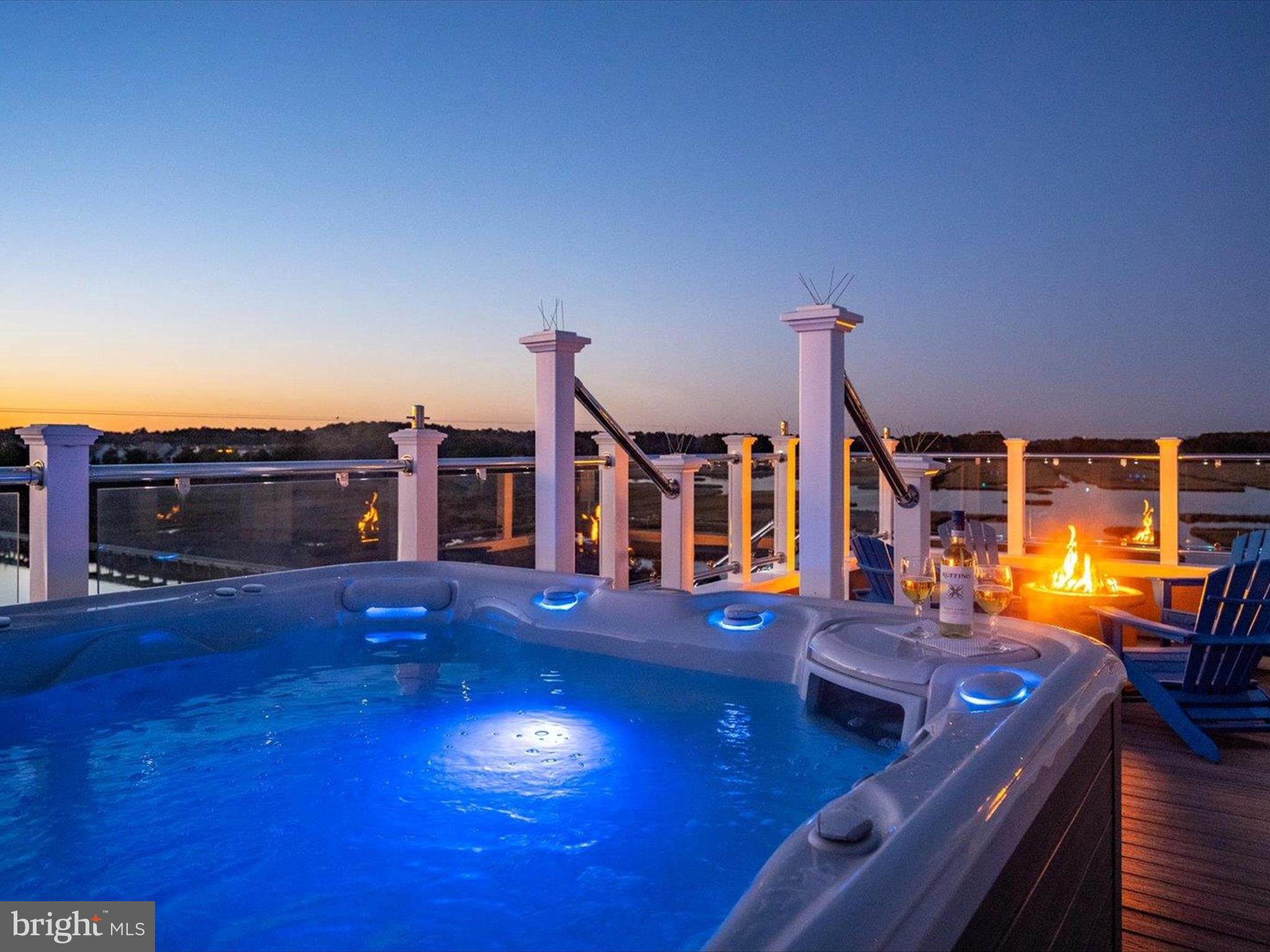 SNUG HARBOR - Residential