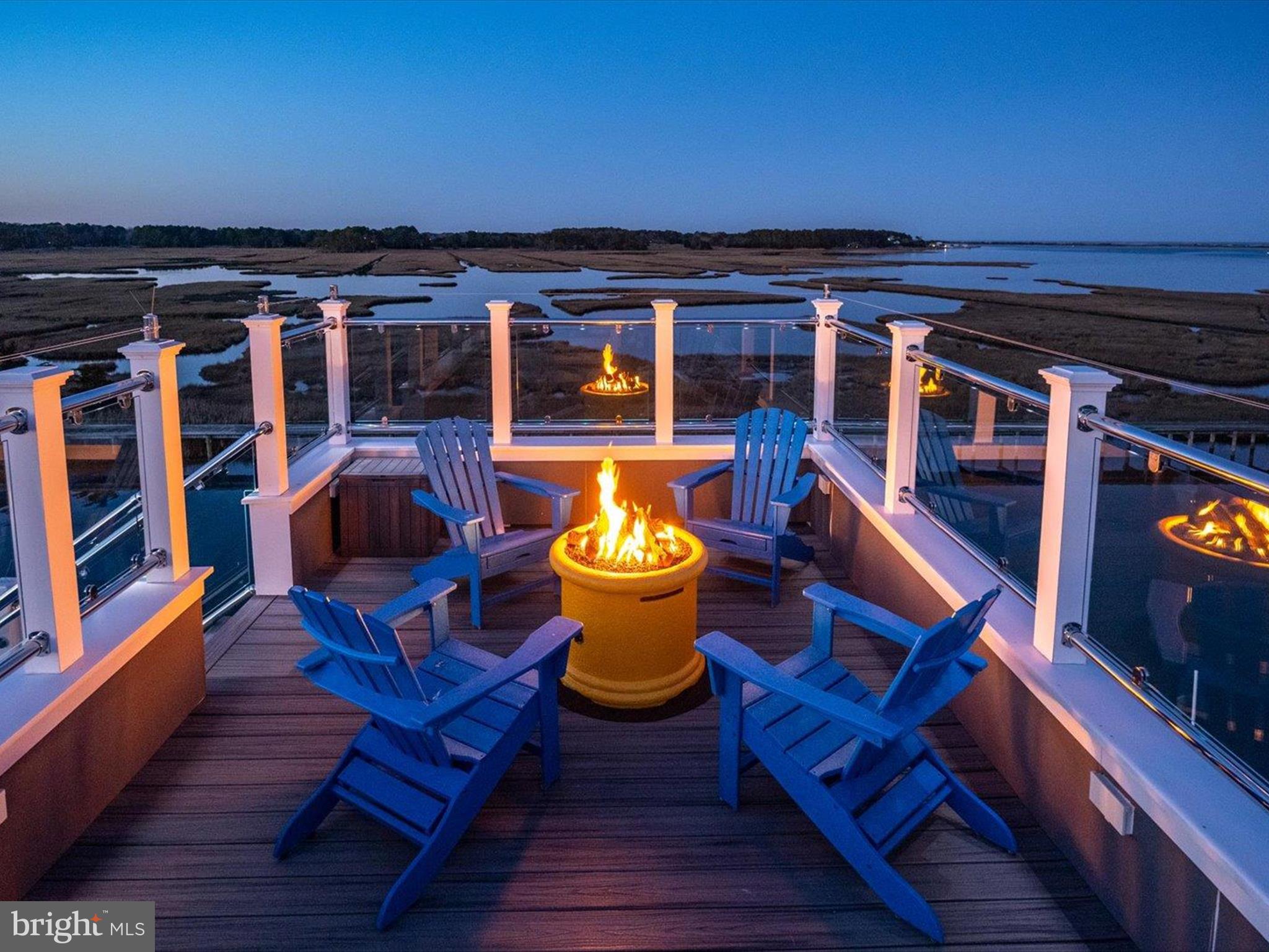 SNUG HARBOR - Residential