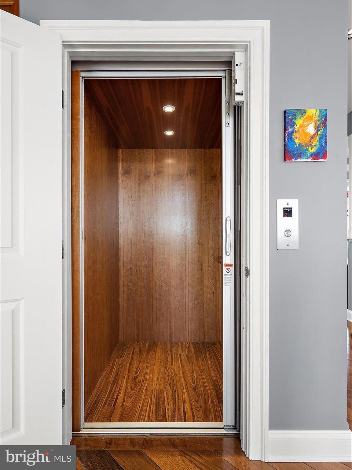 SNUG HARBOR - Residential