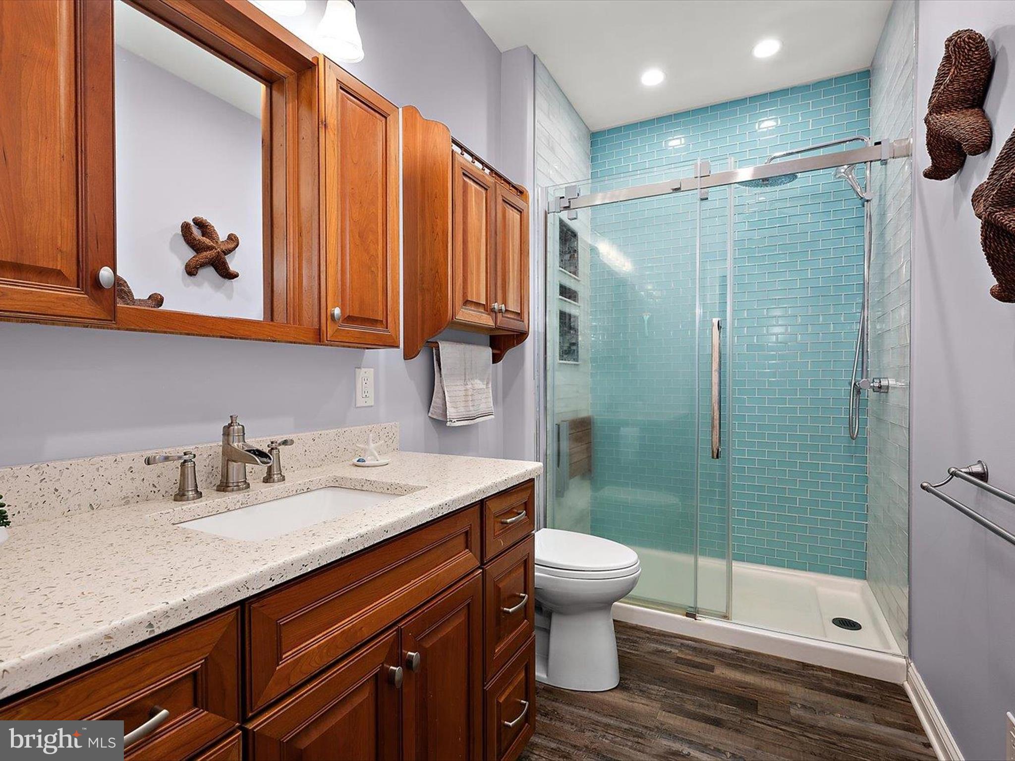 SNUG HARBOR - Residential