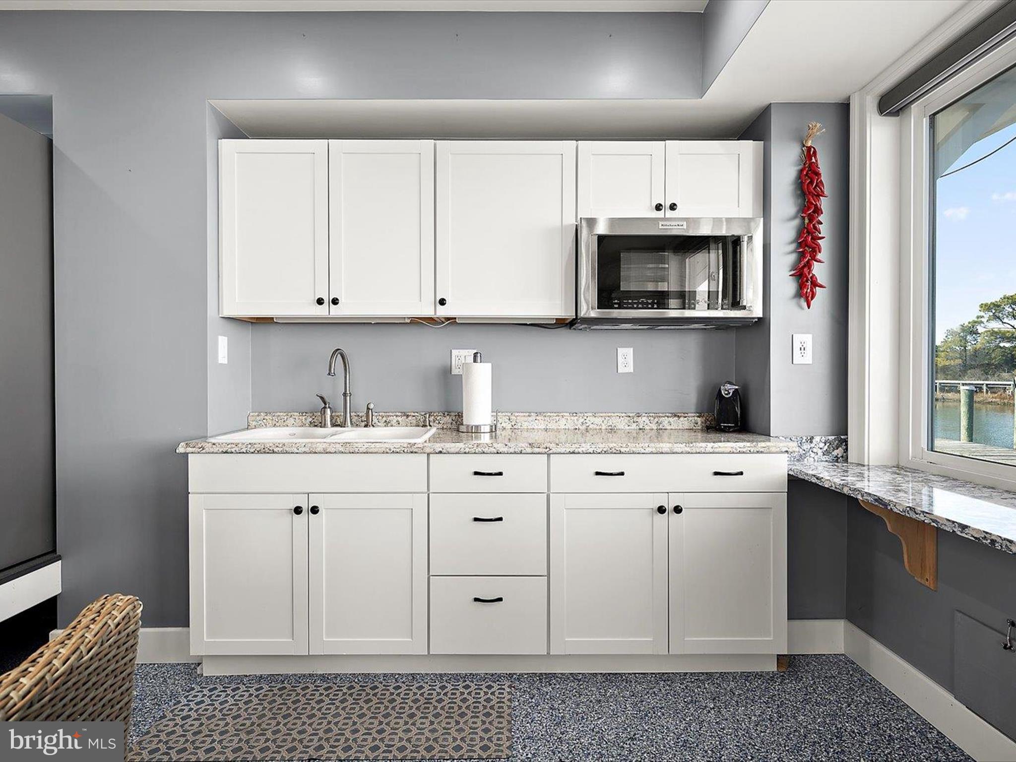 SNUG HARBOR - Residential