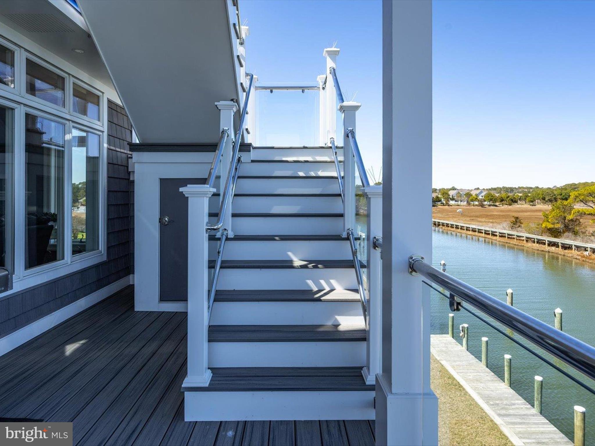 SNUG HARBOR - Residential