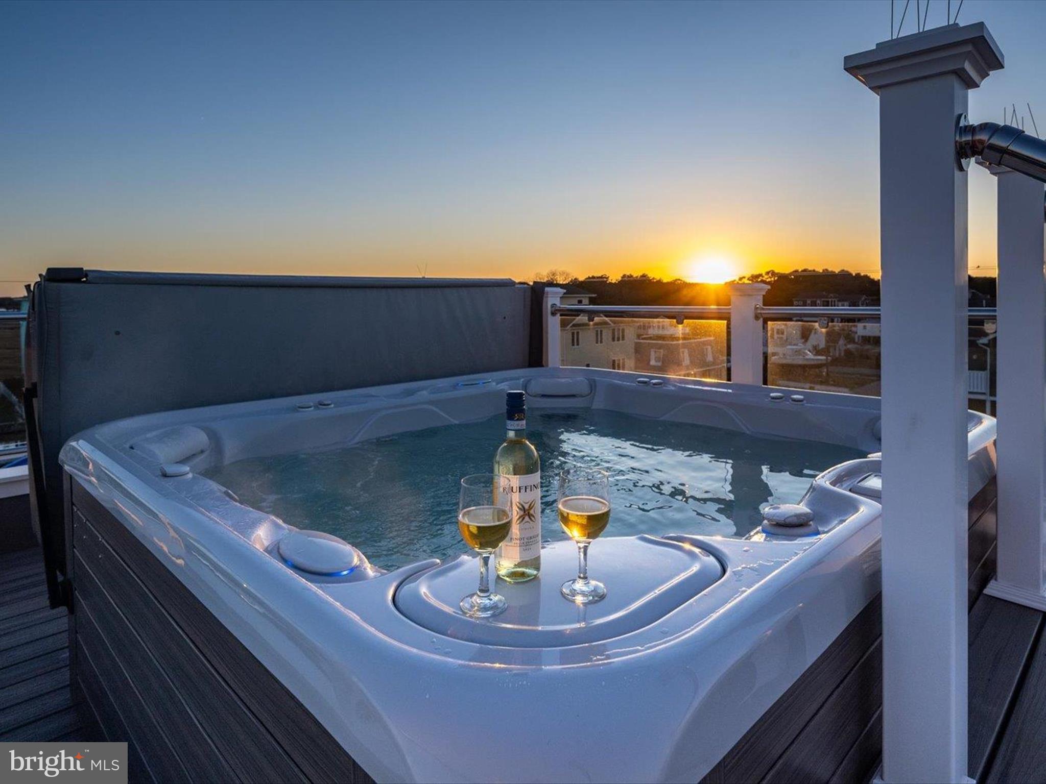 SNUG HARBOR - Residential