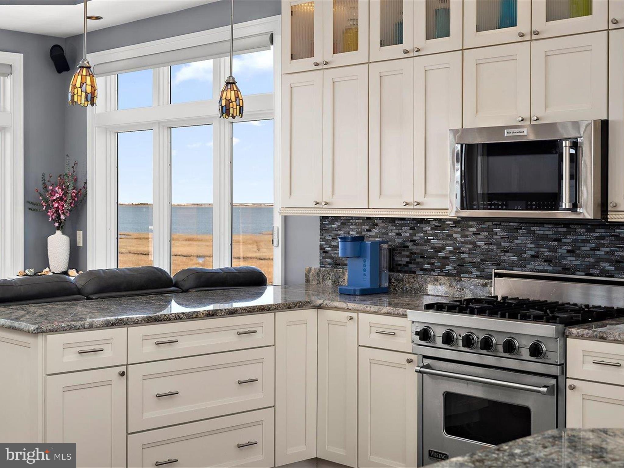 SNUG HARBOR - Residential