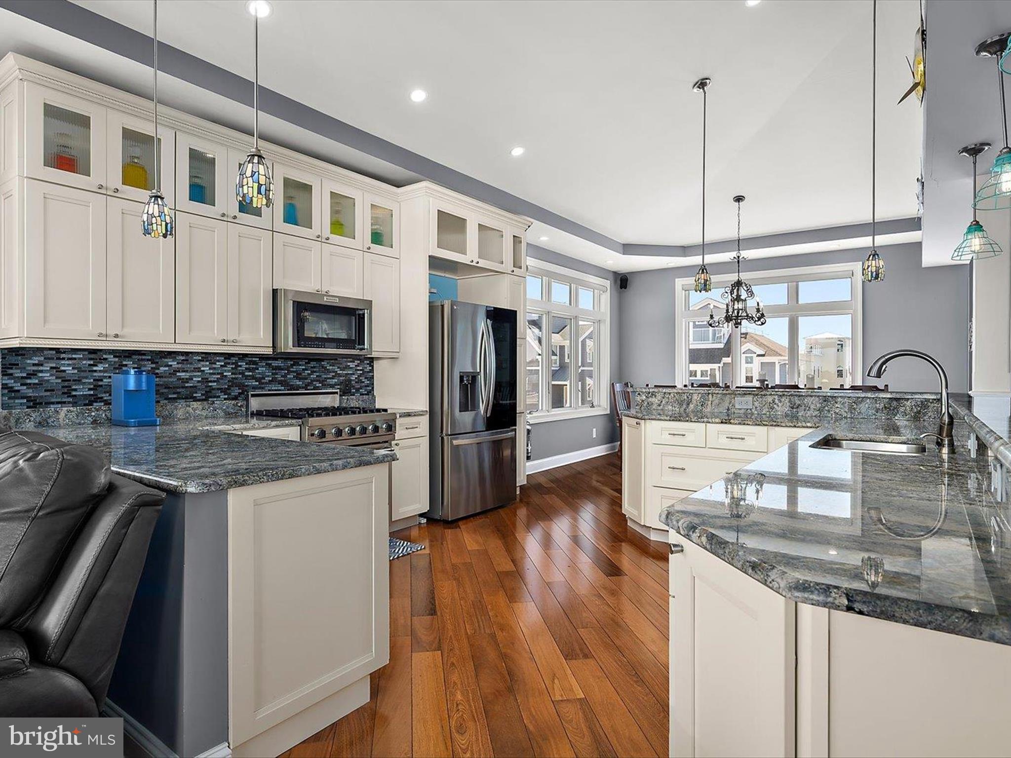 SNUG HARBOR - Residential