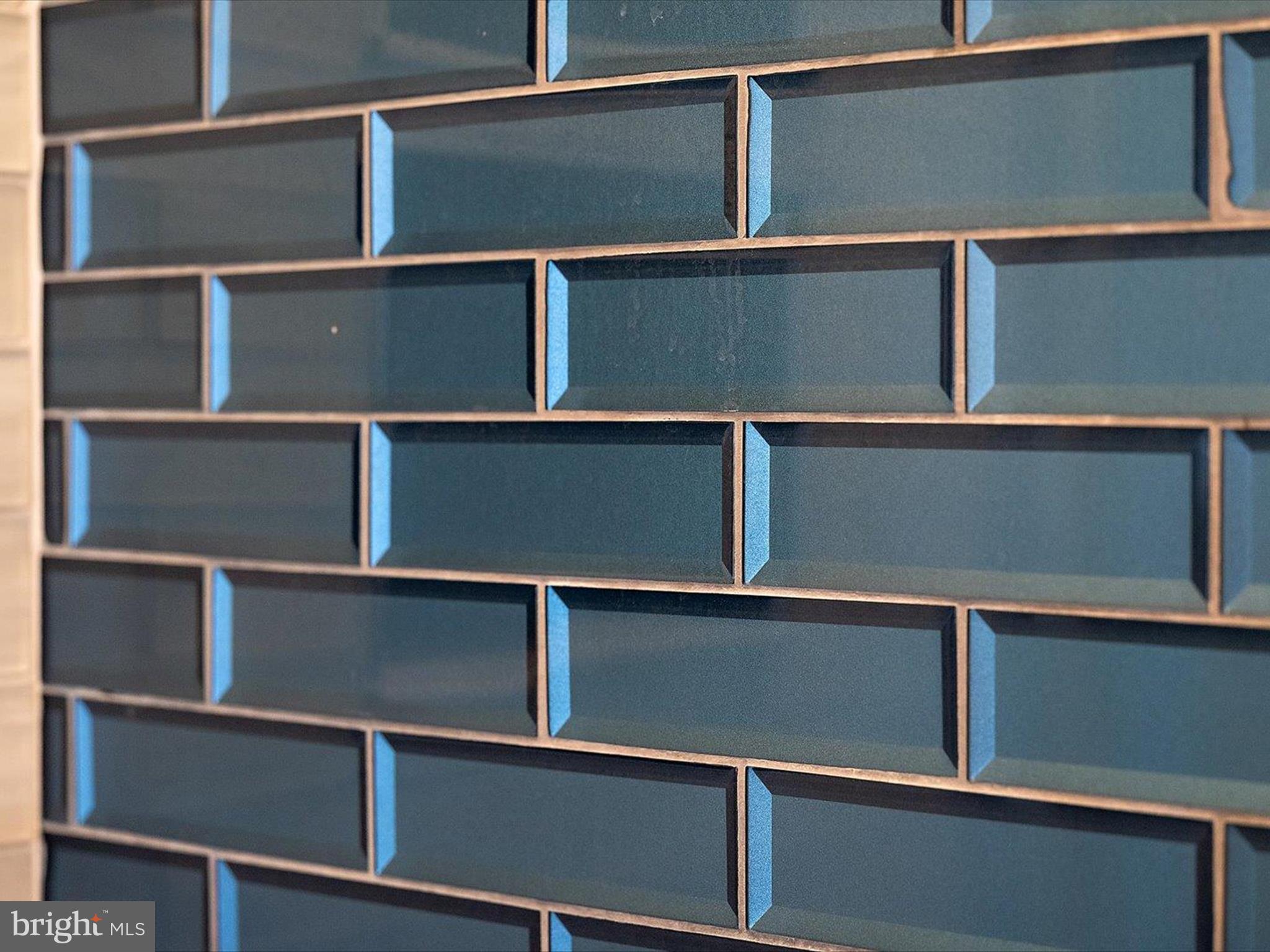 SNUG HARBOR - Residential