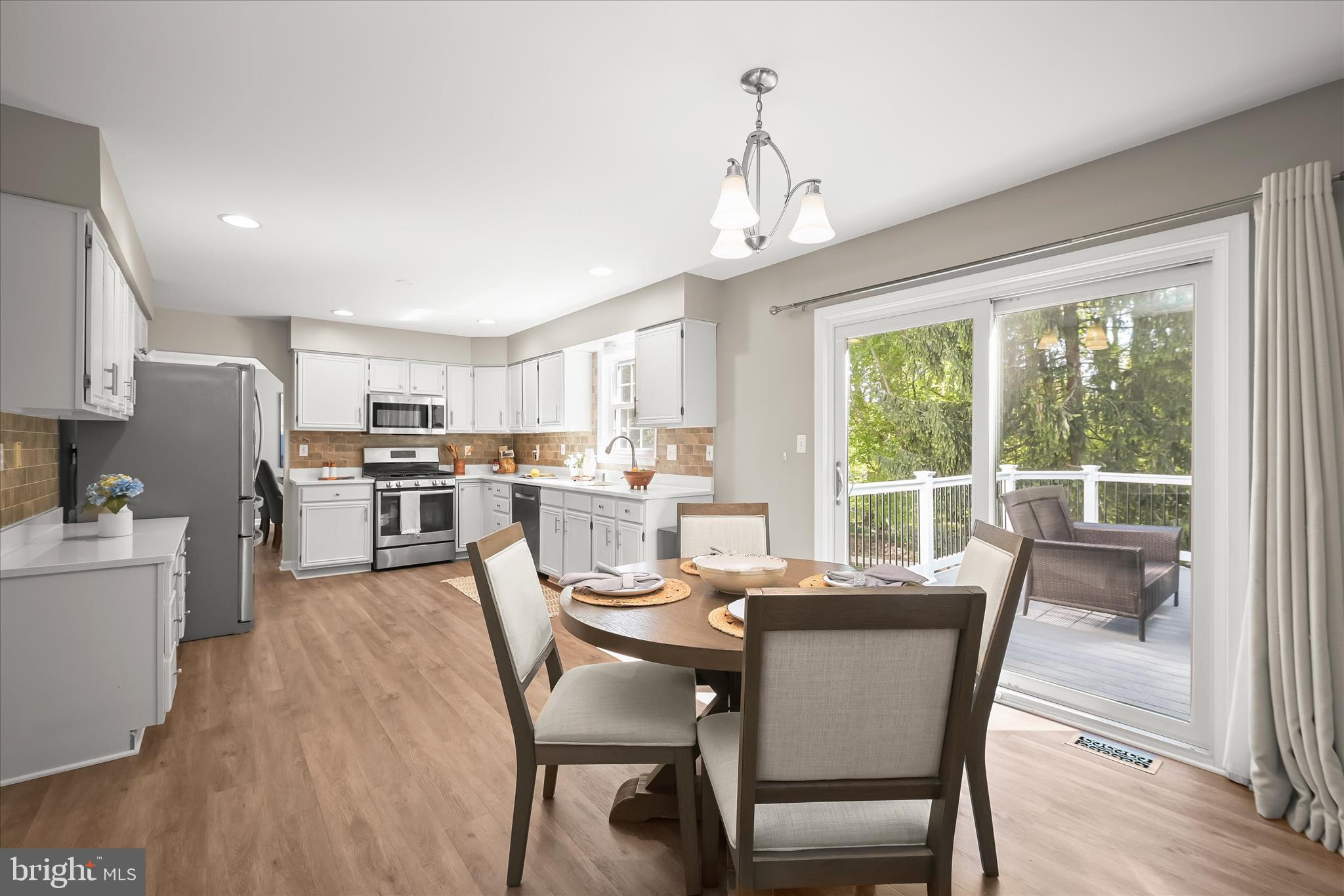 VILLAGE OF LONG REACH - Residential