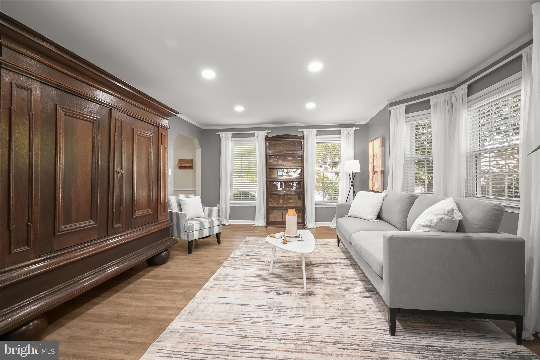 VILLAGE OF LONG REACH - Residential