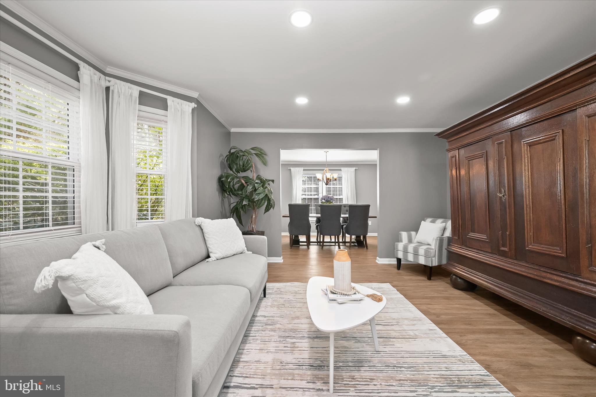 VILLAGE OF LONG REACH - Residential