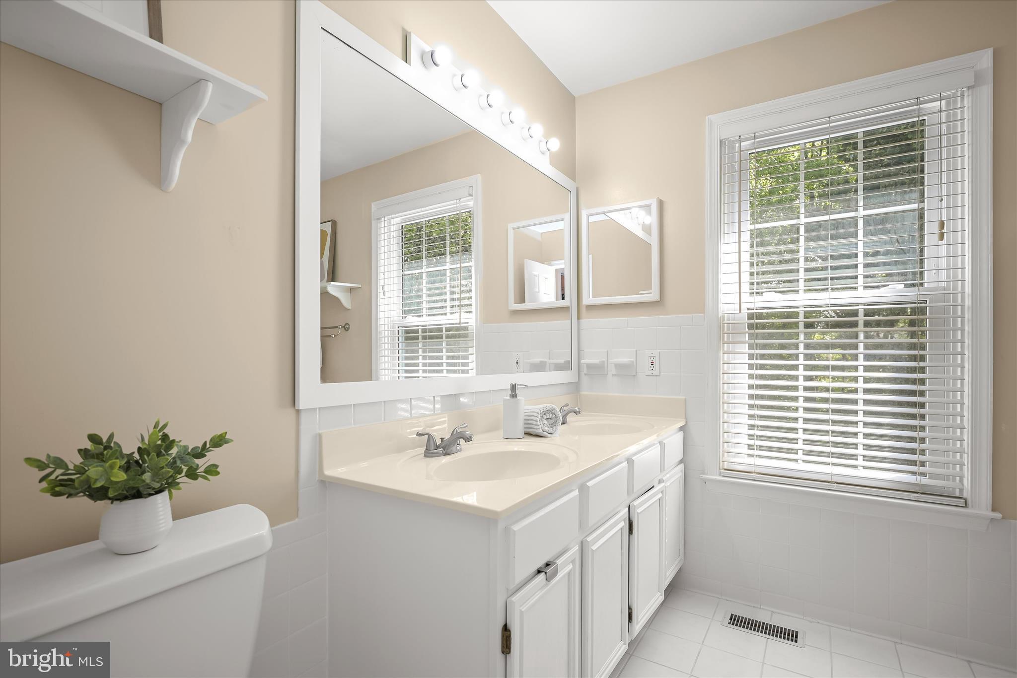 VILLAGE OF LONG REACH - Residential