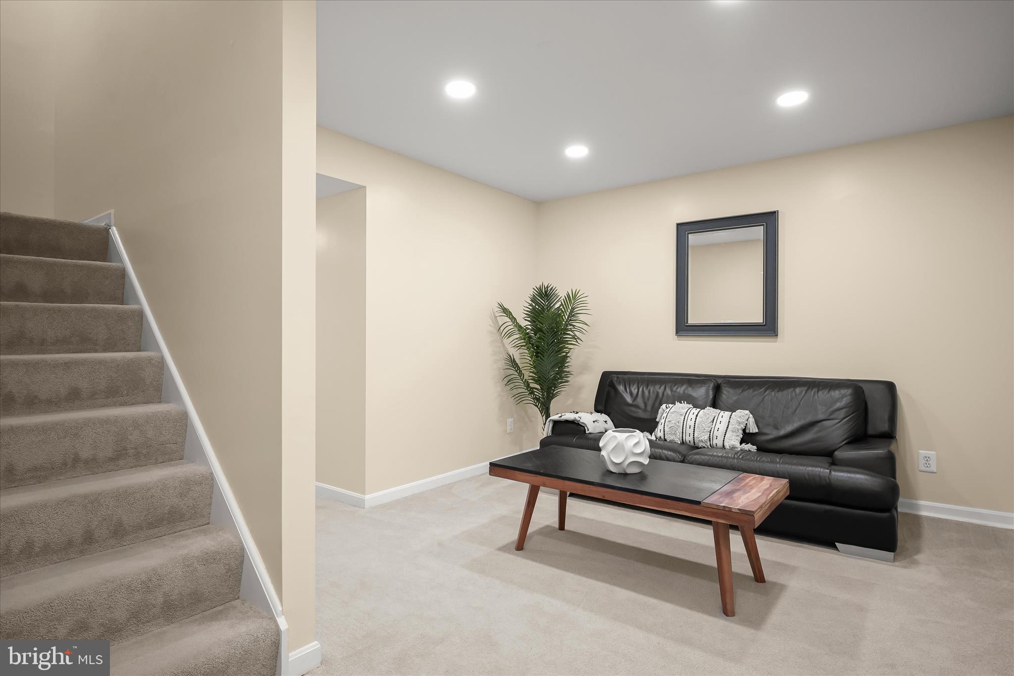 VILLAGE OF LONG REACH - Residential