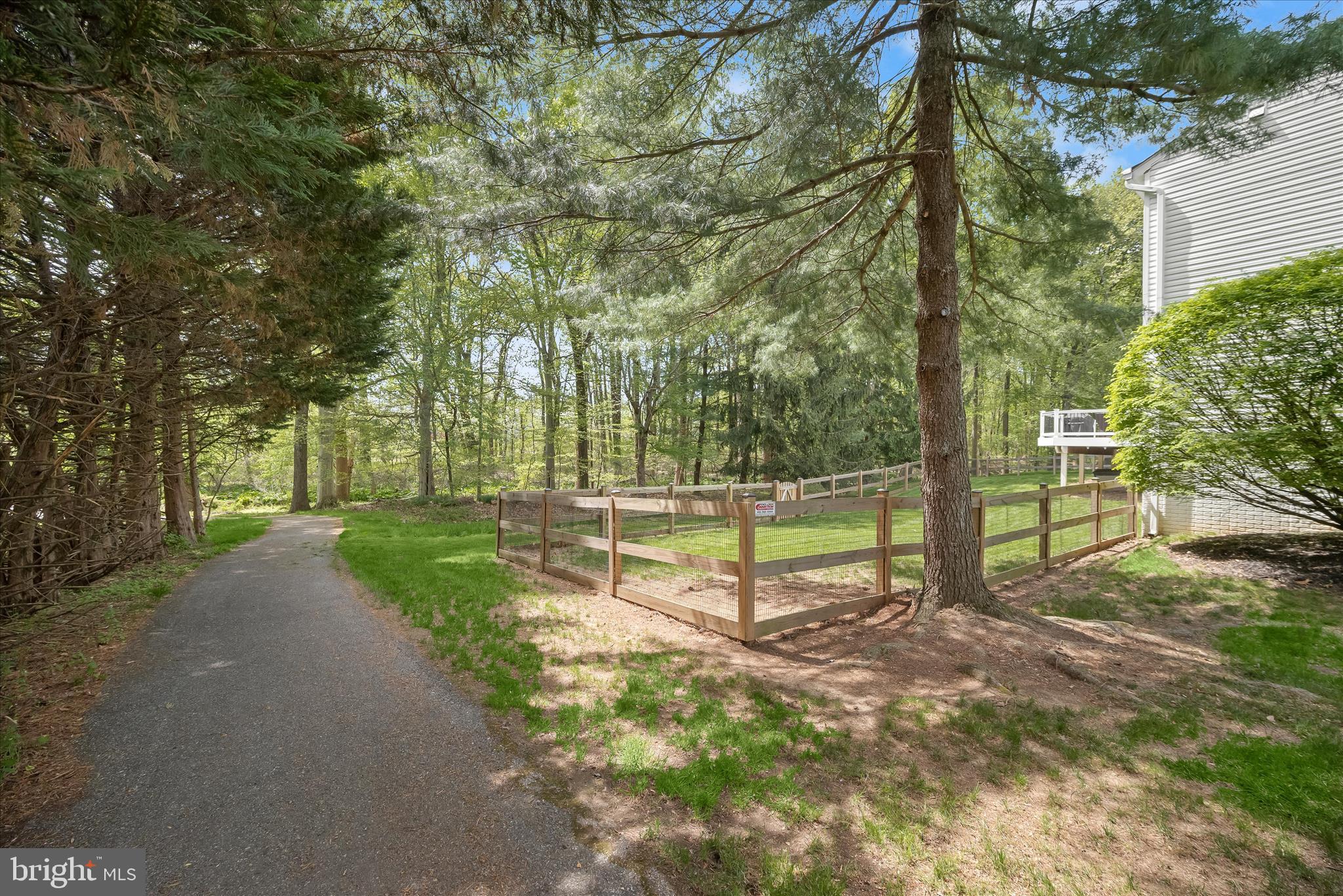 VILLAGE OF LONG REACH - Residential