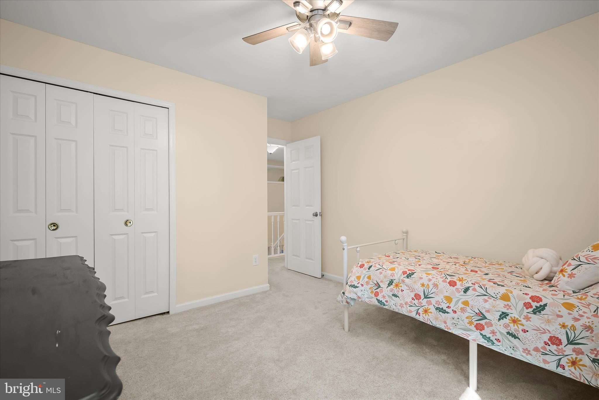 VILLAGE OF LONG REACH - Residential