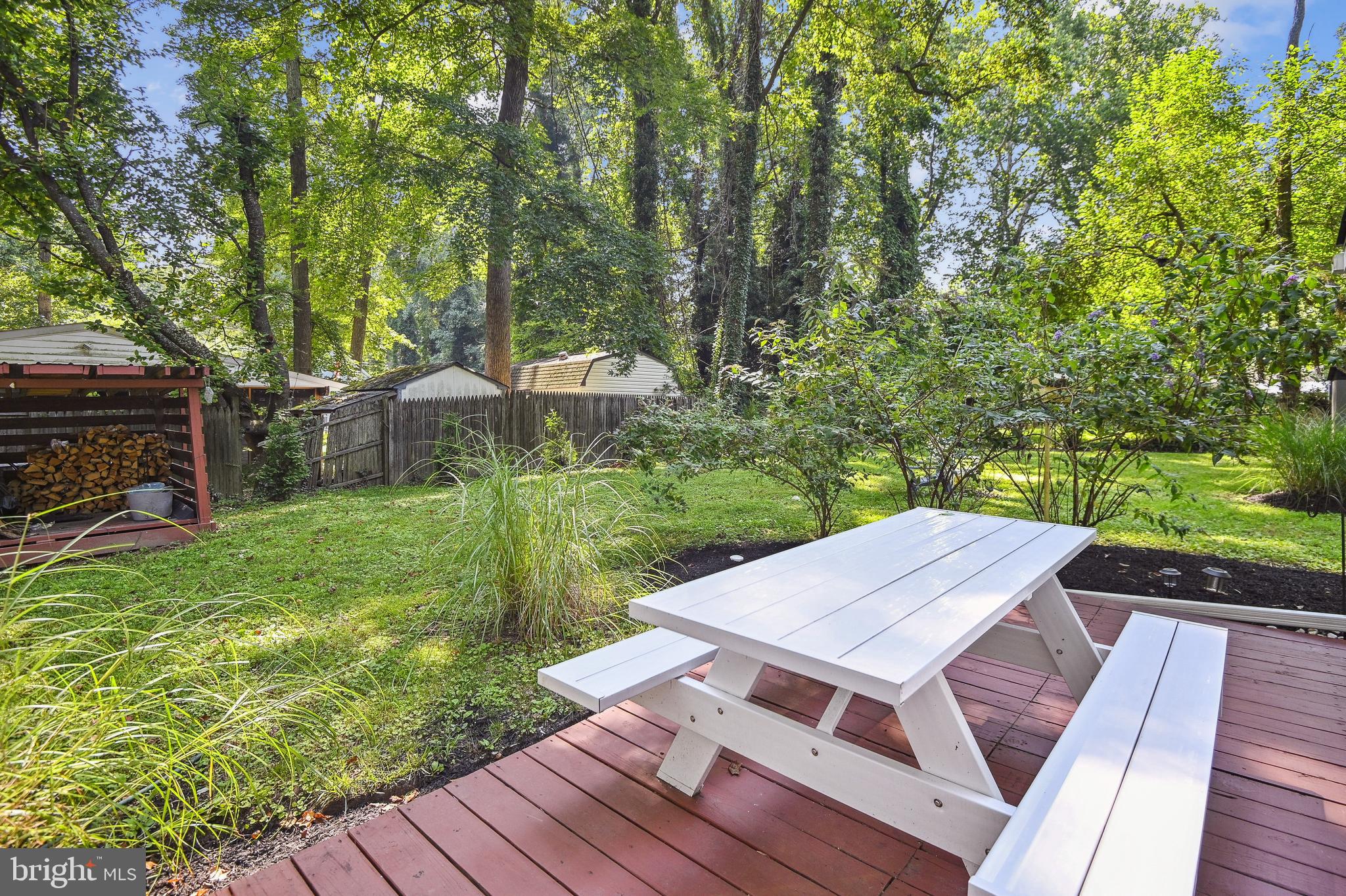 863 DOGWOOD TRAIL