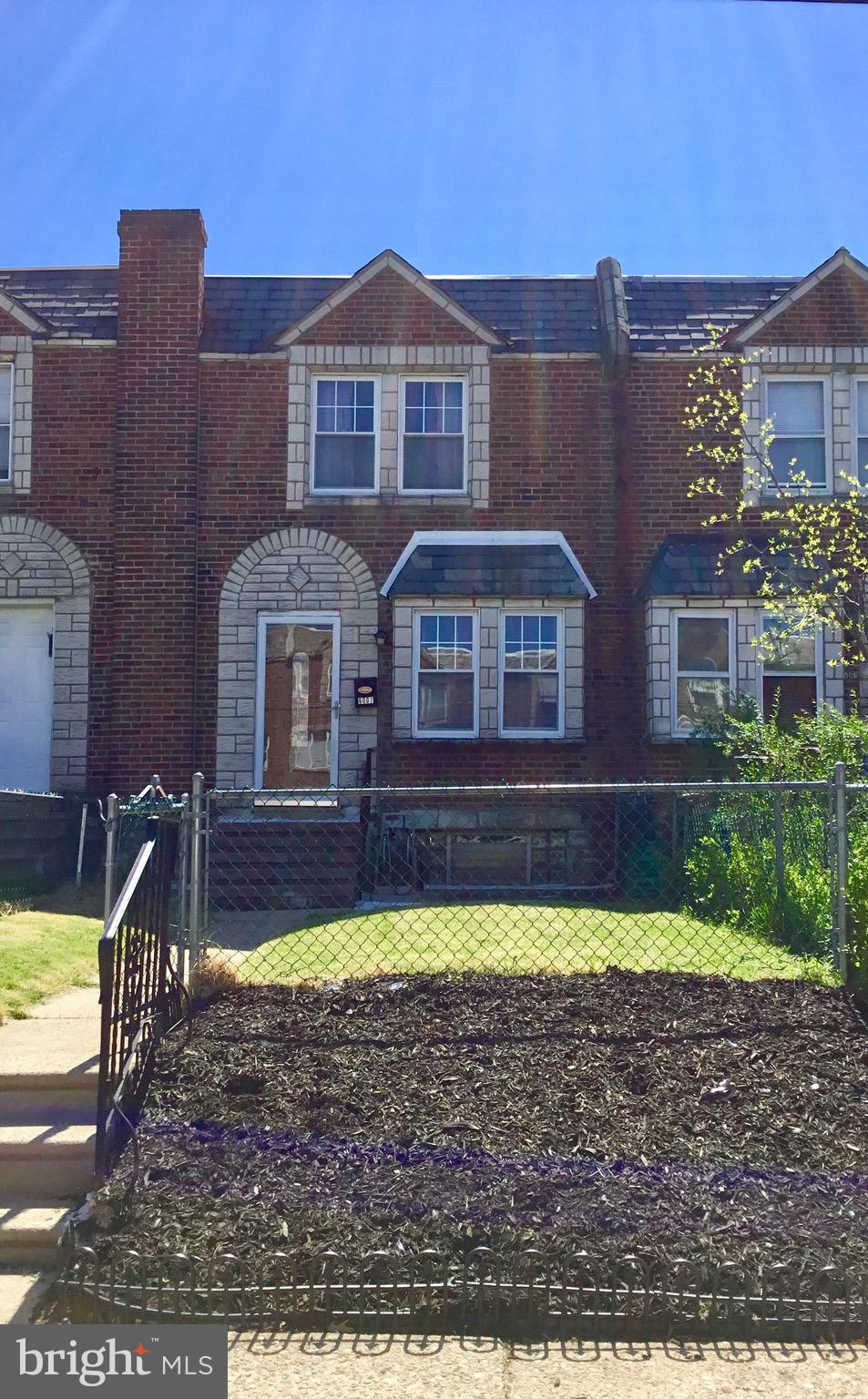 OXFORD CIRCLE - Residential