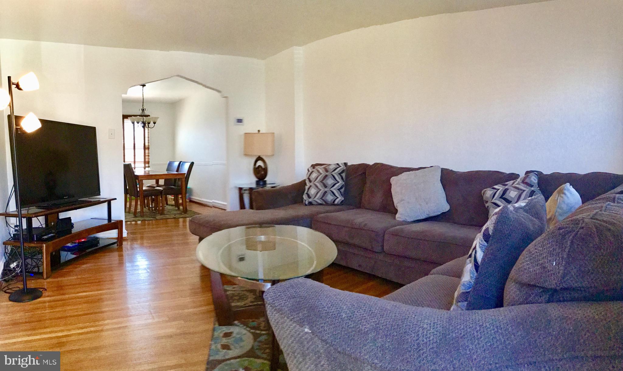 OXFORD CIRCLE - Residential