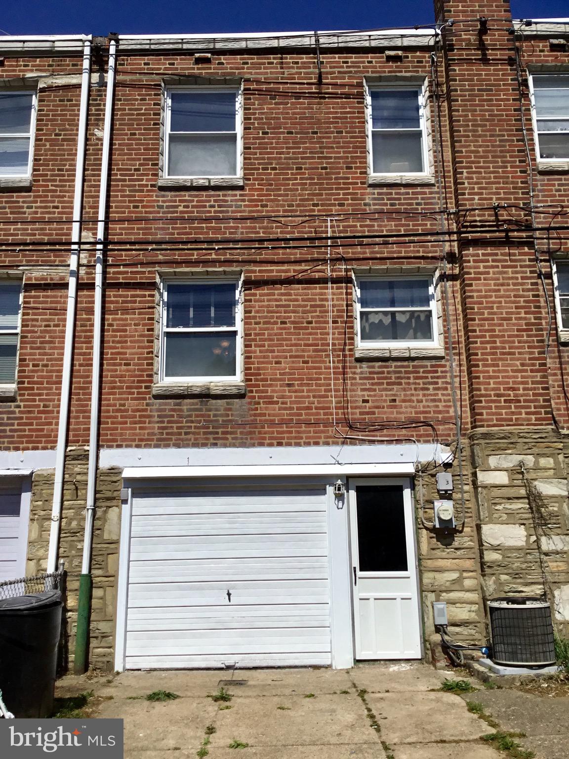 OXFORD CIRCLE - Residential