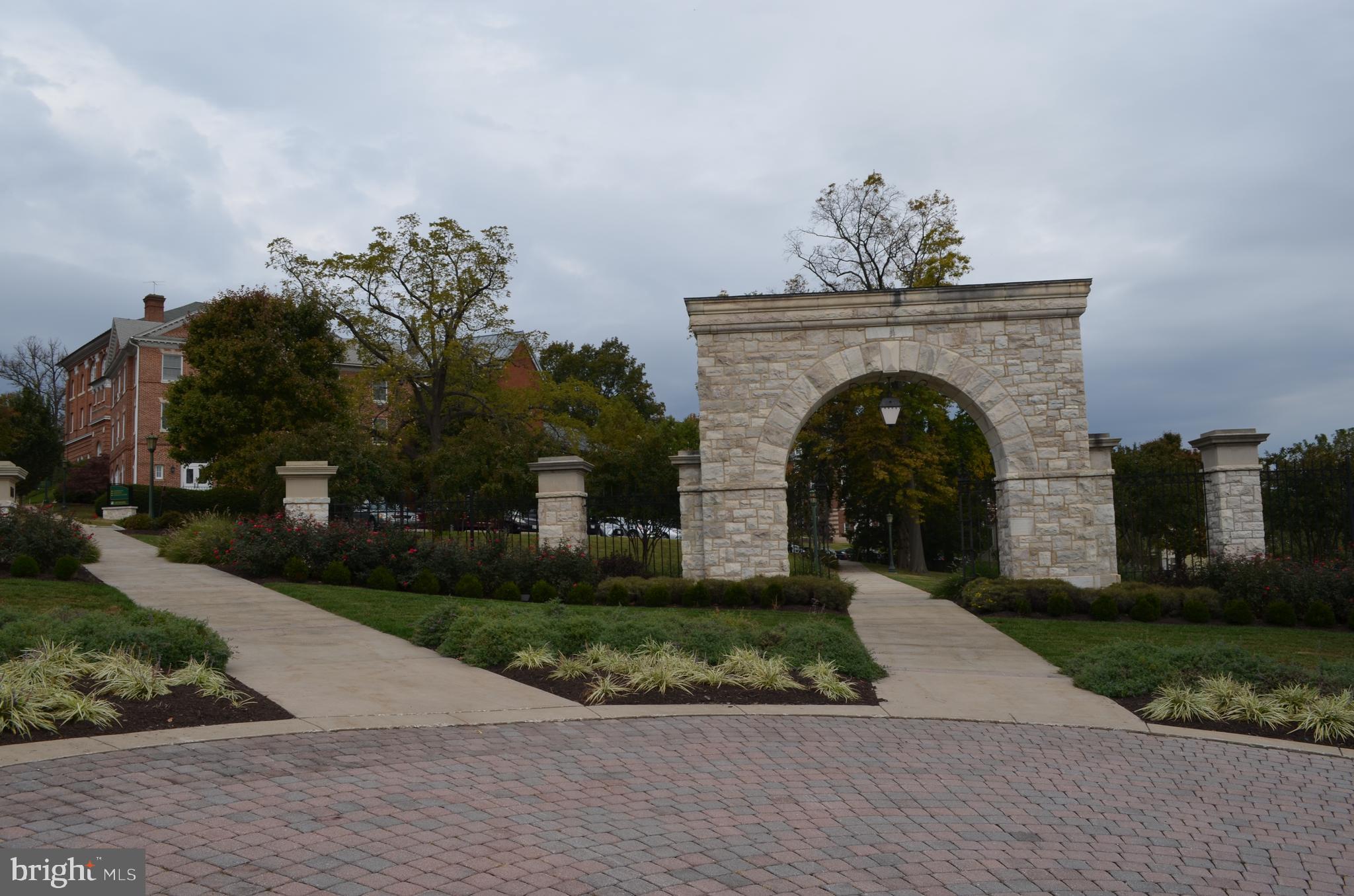 PARRS RIDGE - Residential