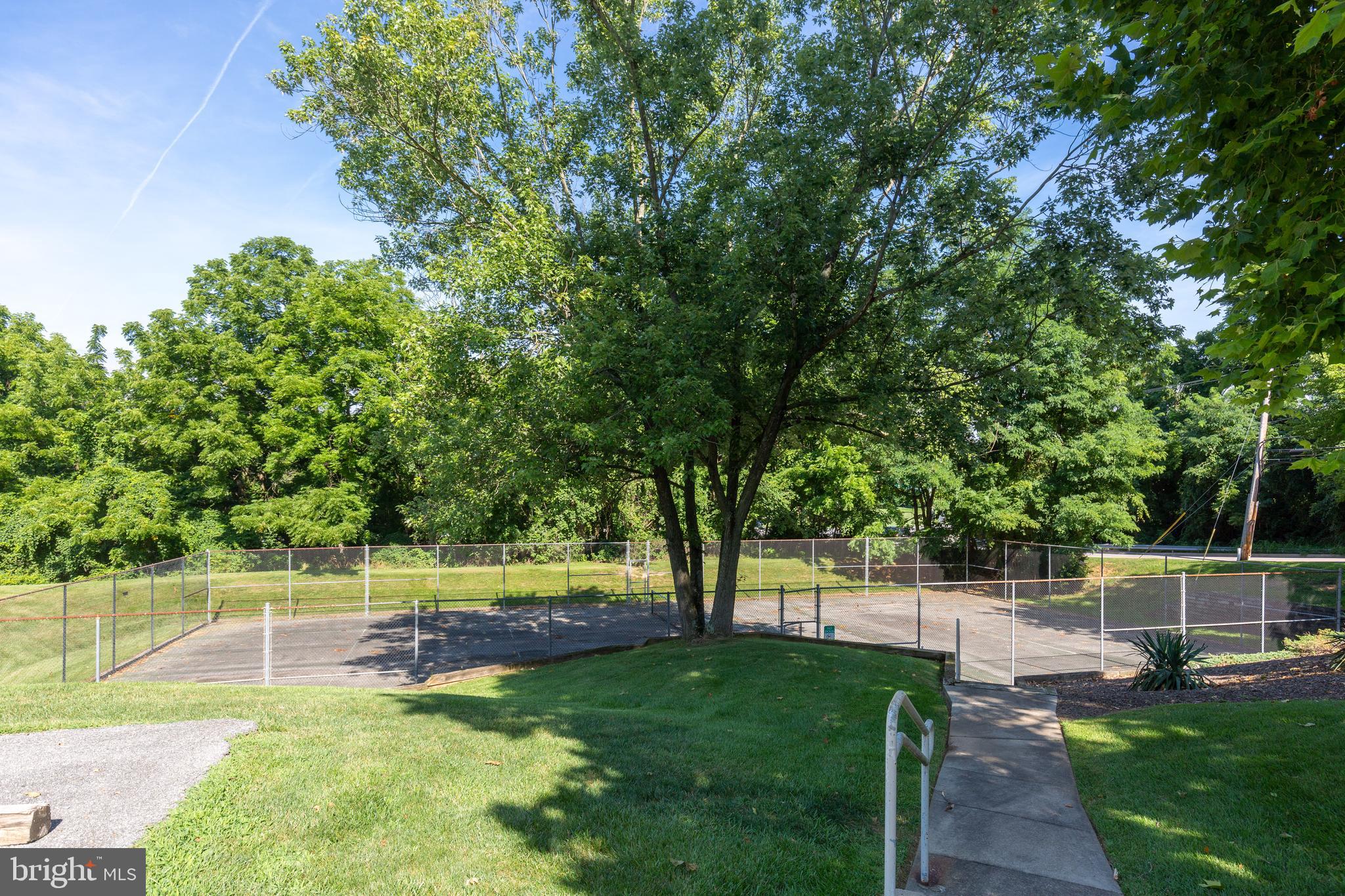 PARRS RIDGE - Residential