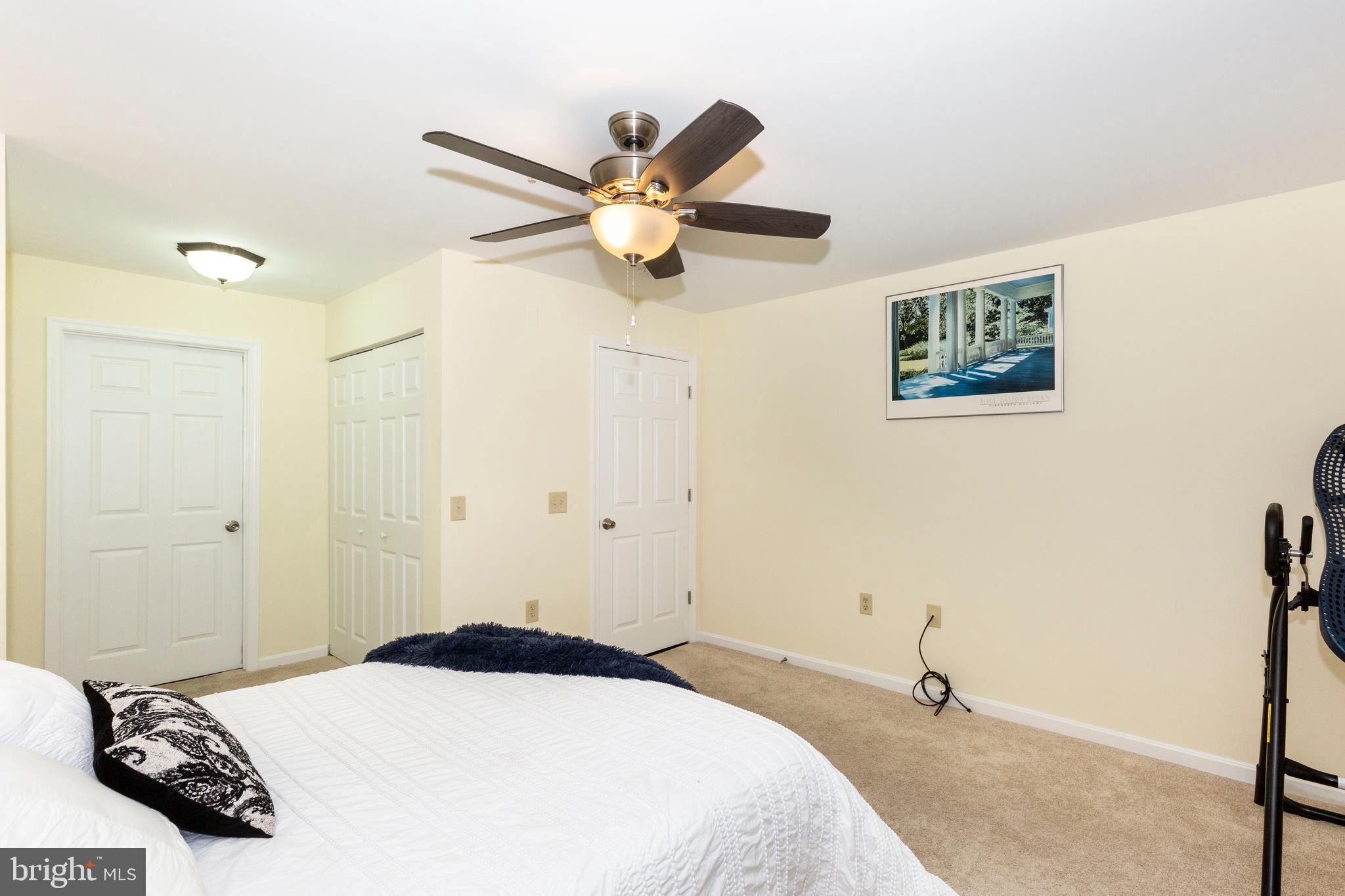 PARRS RIDGE - Residential